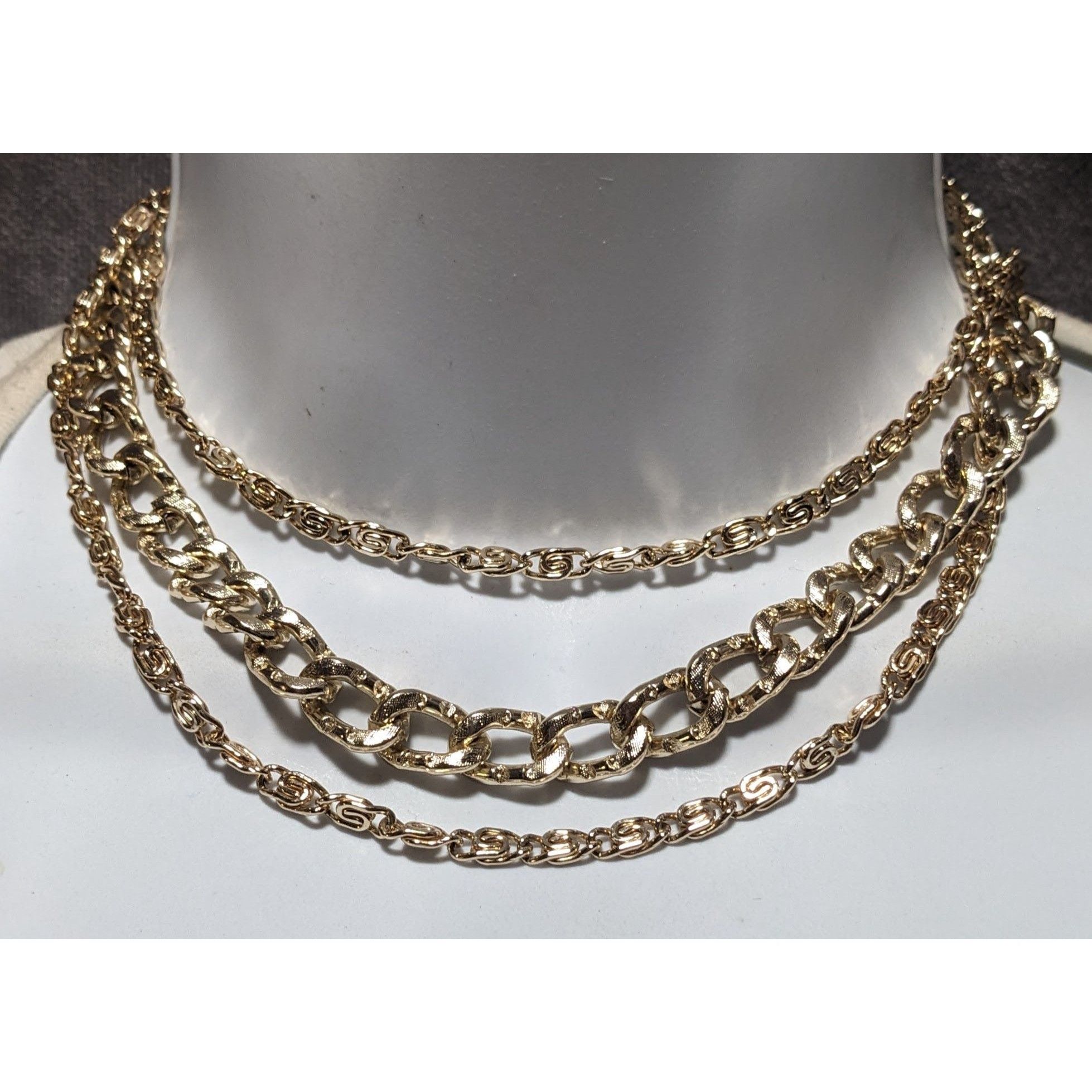 Other Coro Vintage Gold Three-Strand Chain Necklace Size ONE SIZE - 6 Thumbnail