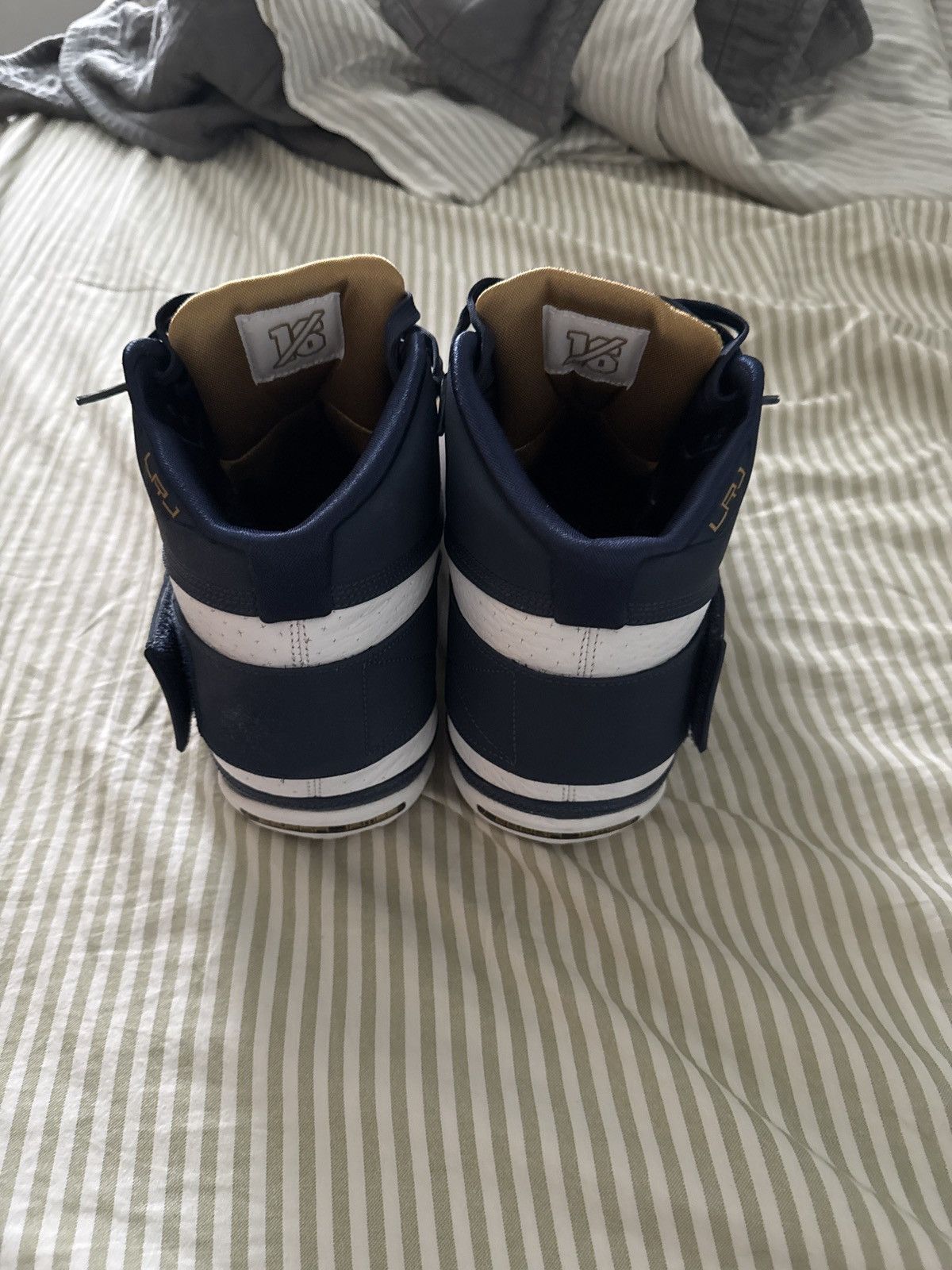 Nike Nike LeBron Zoom Soldier 1 Think 16 Size US 11.5 / EU 44-45 - 4 Thumbnail