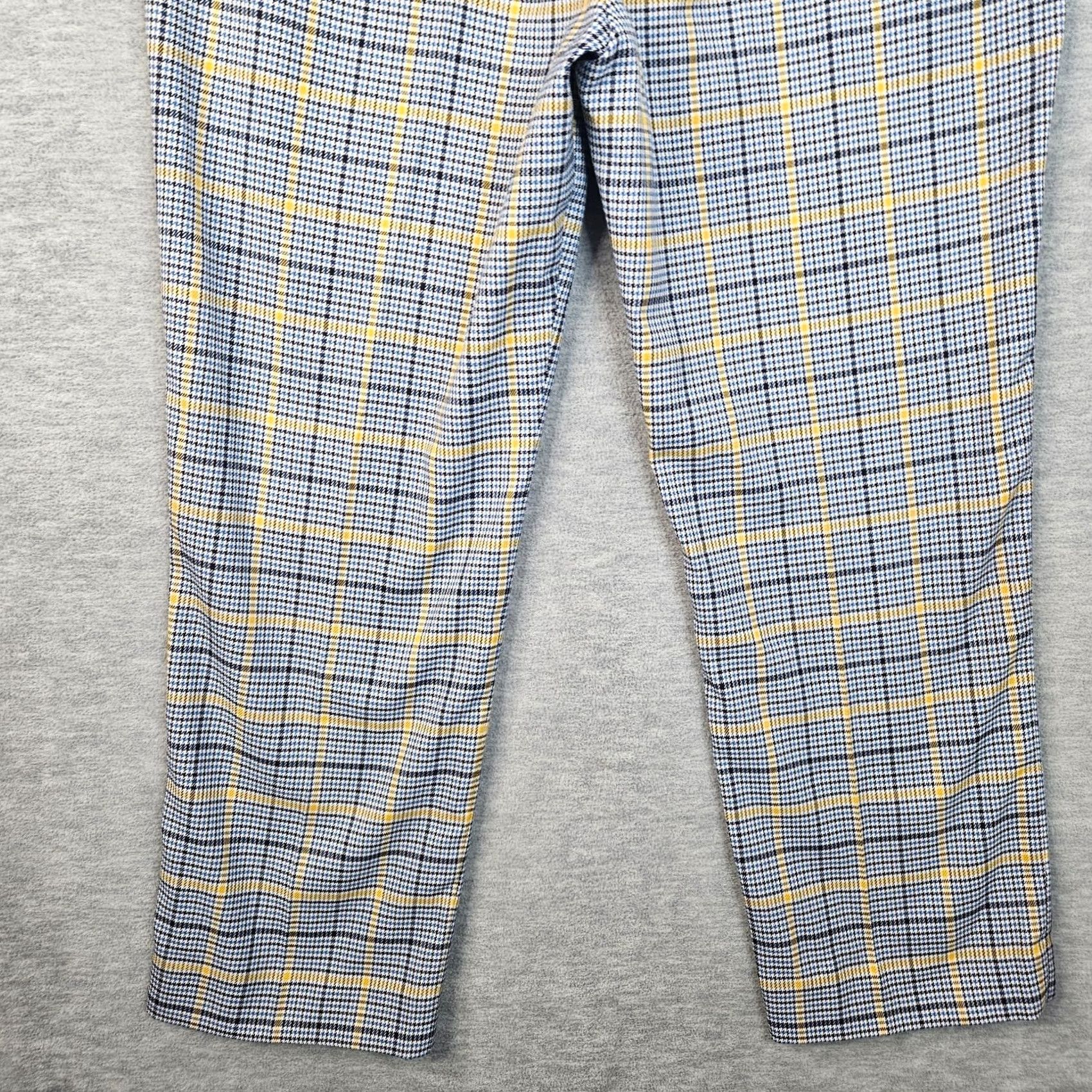 CLOSED Closed Bertha Plaid Cropped Pants Size 27 Black - Women's Casual Cropped Fit Polyester Blend 27"" Regular Size 27" / US 4 / IT 40 - 5 Thumbnail
