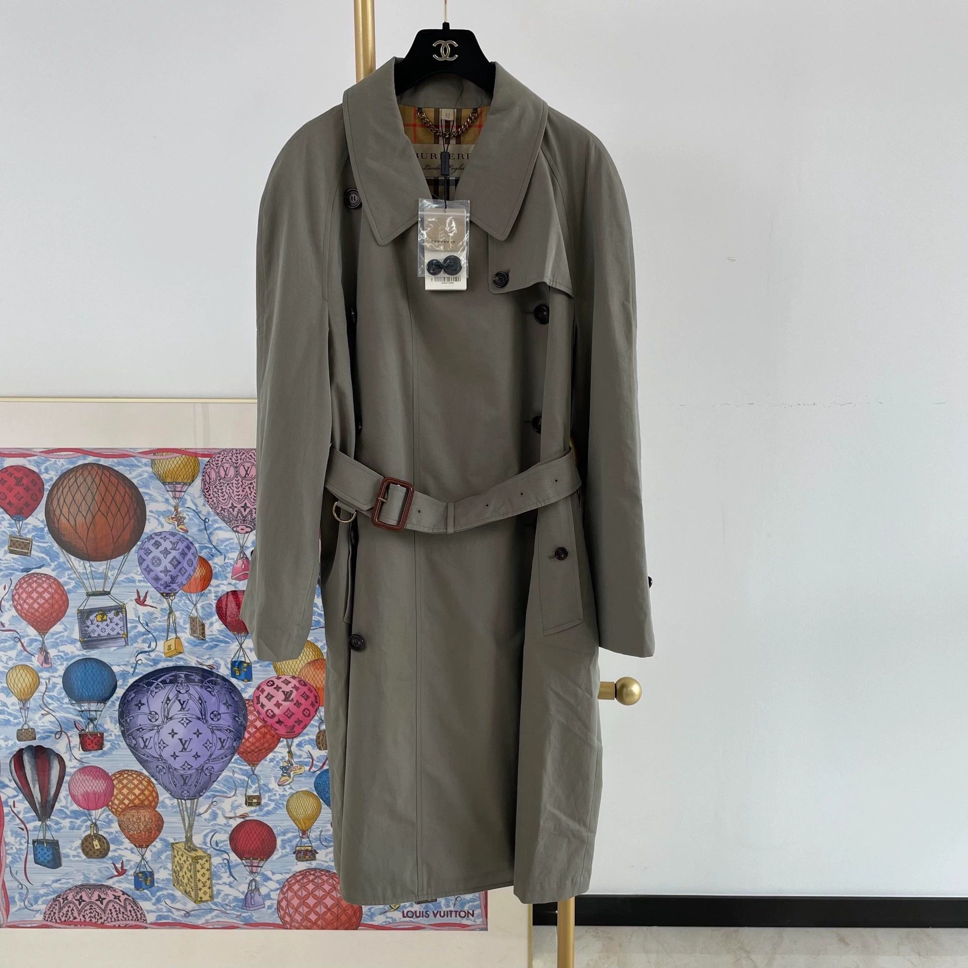 Burberry Burberry Green Trench Coat UK12 Size US M / EU 48-50 / 2 - 1 Thumbnail