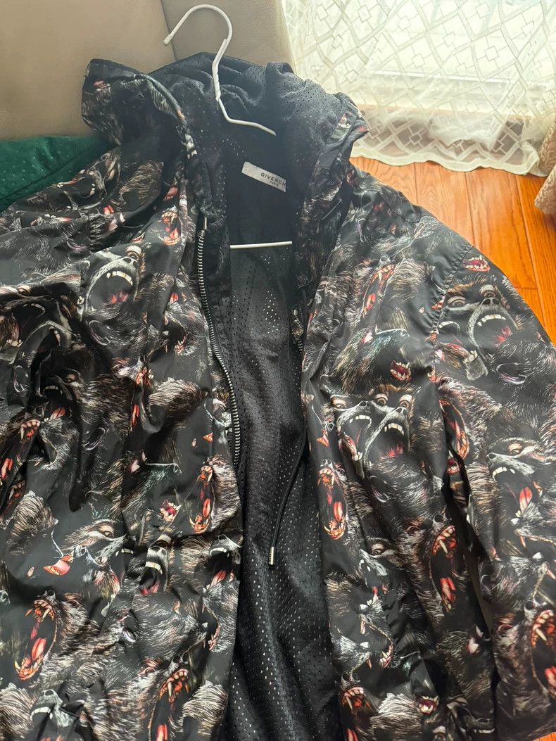 Givenchy Givenchy Printed monkey group storm coat Size US M / EU 48-50 / 2 - 1 Thumbnail