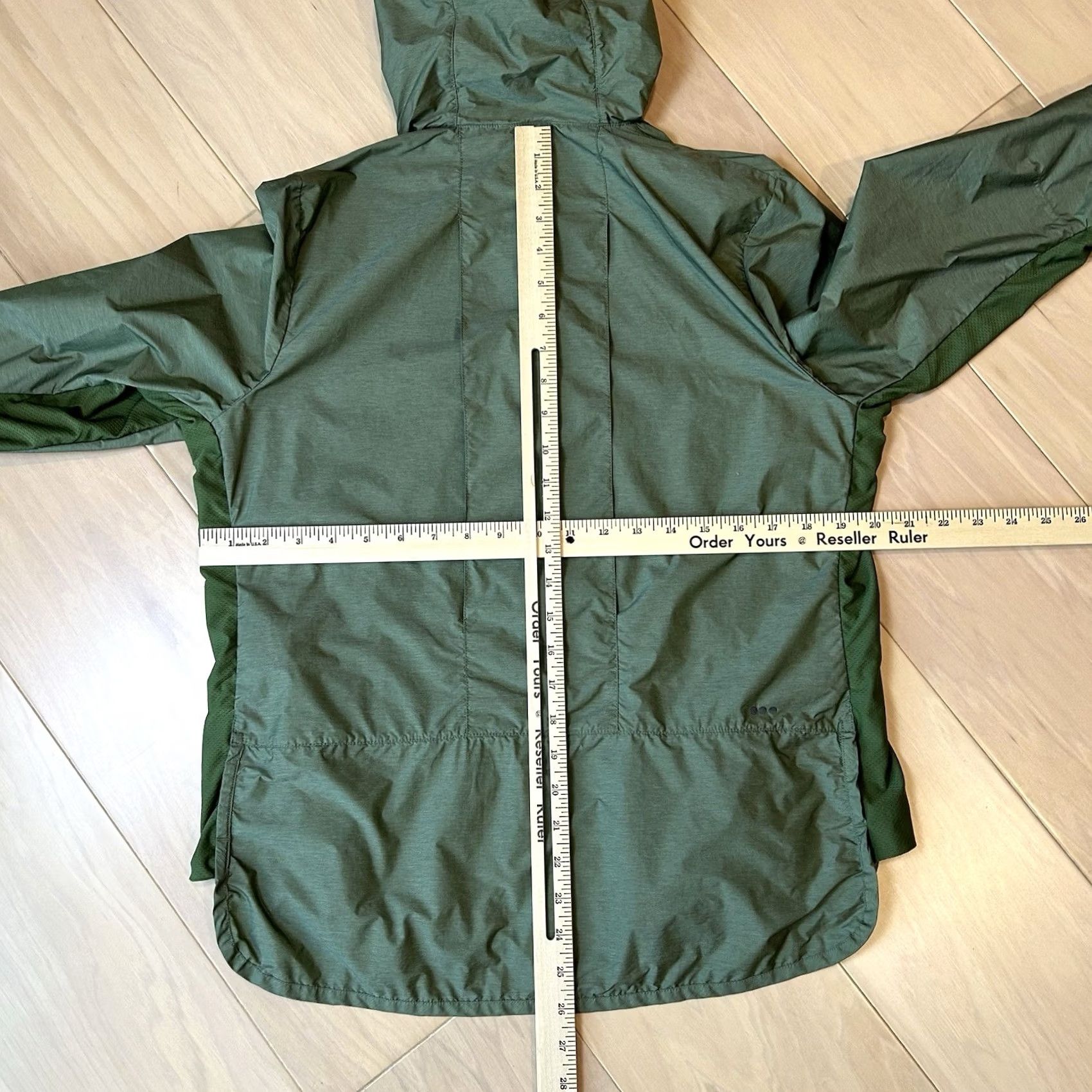 Saucony Saucony Timberline Pullover Windbreaker Hoodie Green Women’s Small S Short Zip Athletic Jogging Running Activewear Size S / US 4 / IT 40 - 4 Thumbnail