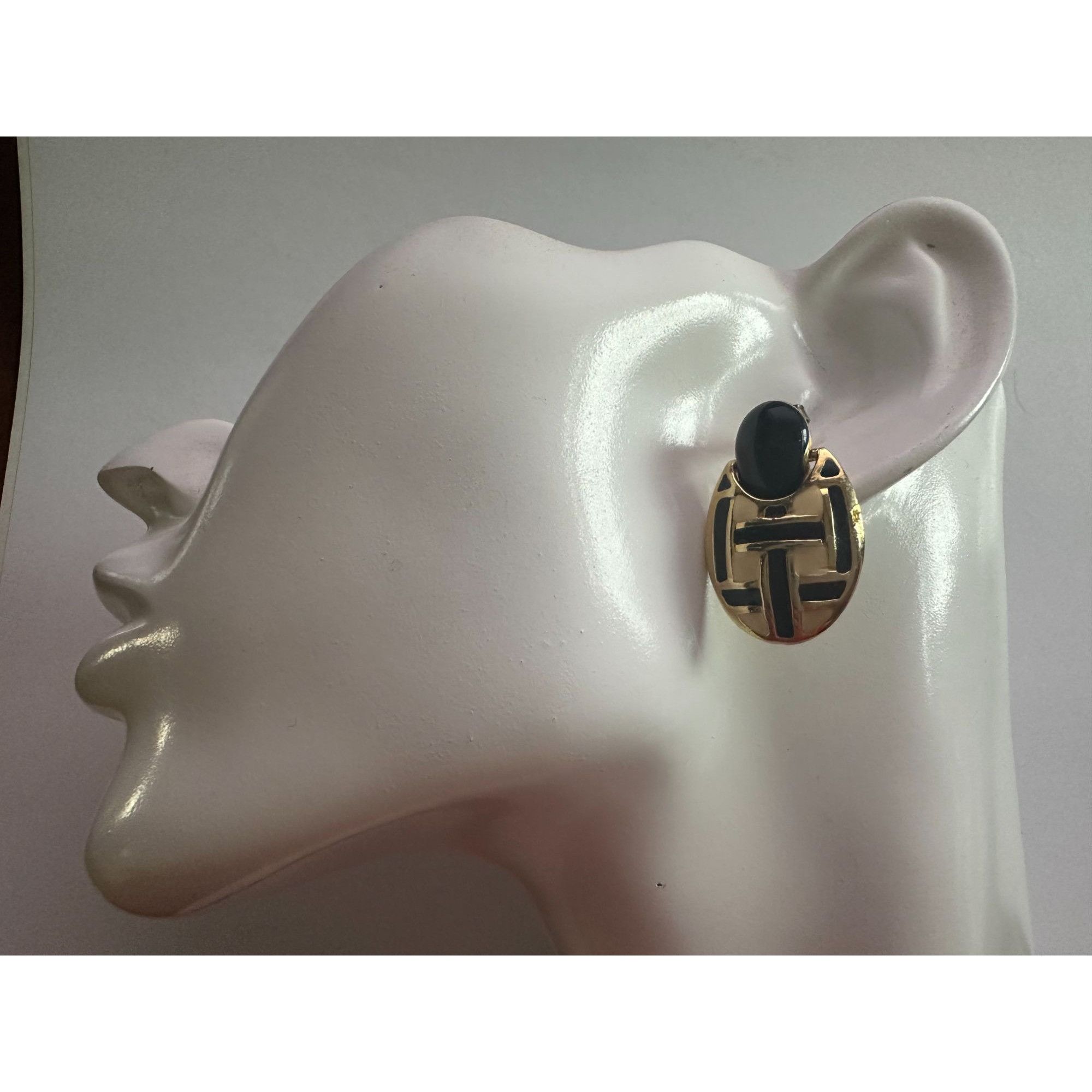 Other Women's Round Gold tone Dangle Earrings with Navy blue and W Size ONE SIZE - 12 Thumbnail