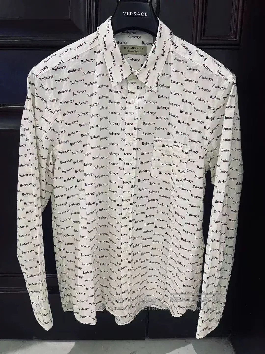 Burberry Burberry Men's Long Sleeve Shirt. Size US L / EU 52-54 / 3 - 1 Thumbnail