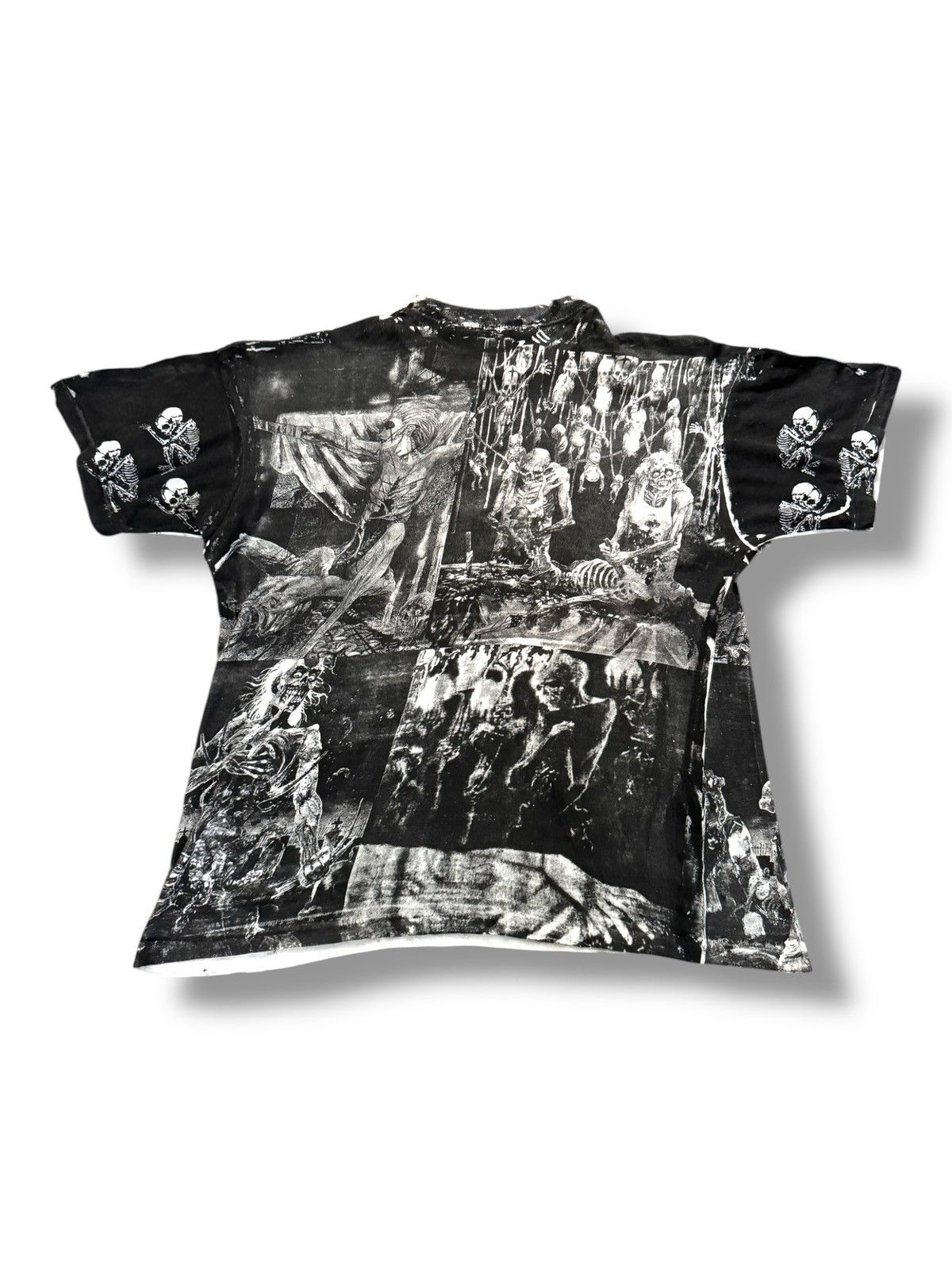 Band Tees *RARE* VINTAGE 1990s 90s CANNIBAL CORPSE AOP T-SHIRT XL Size US XL / EU 56 / 4 - 10 Thumbnail
