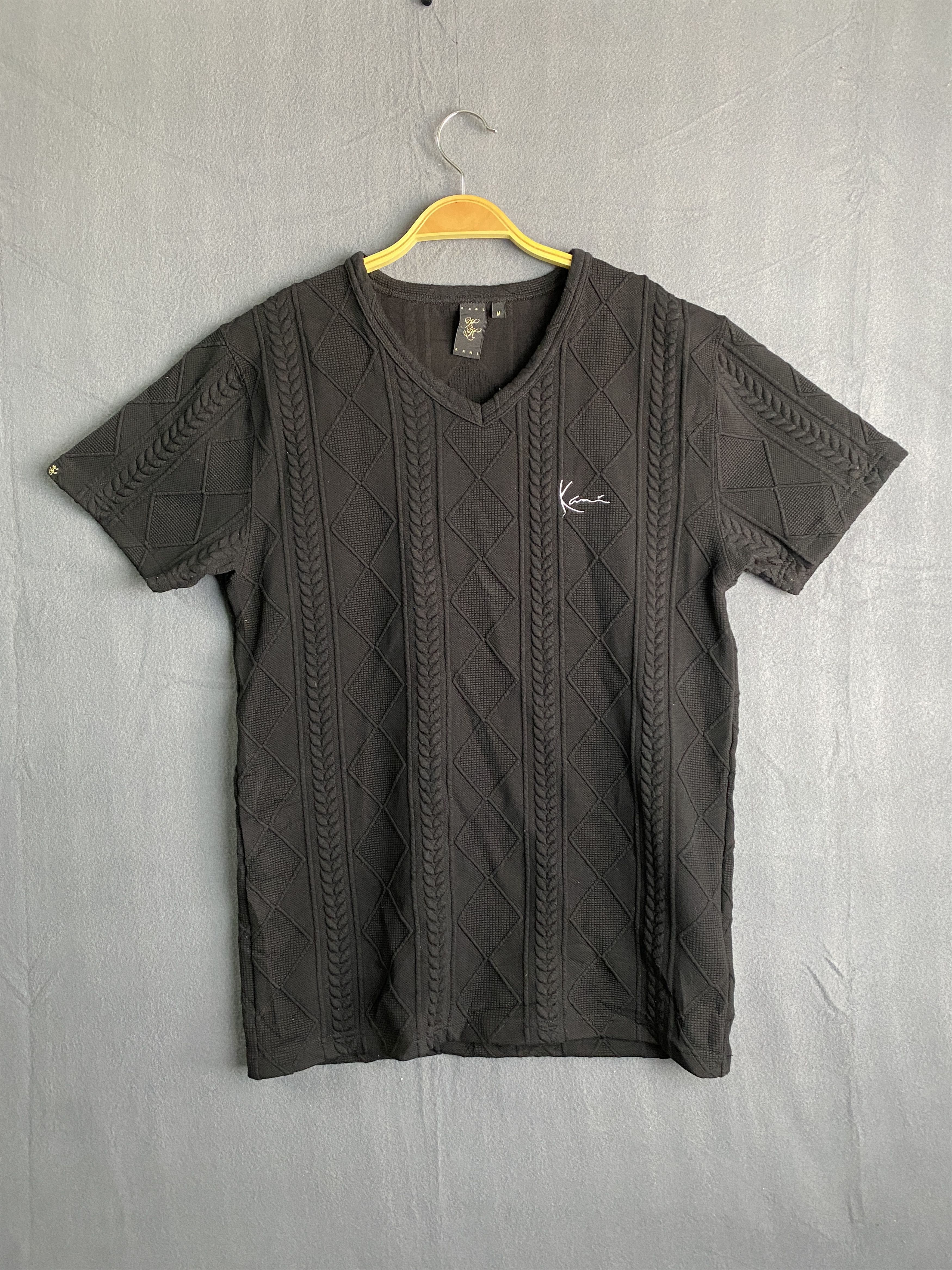 Karl Kani Textured V Neck Tshirts