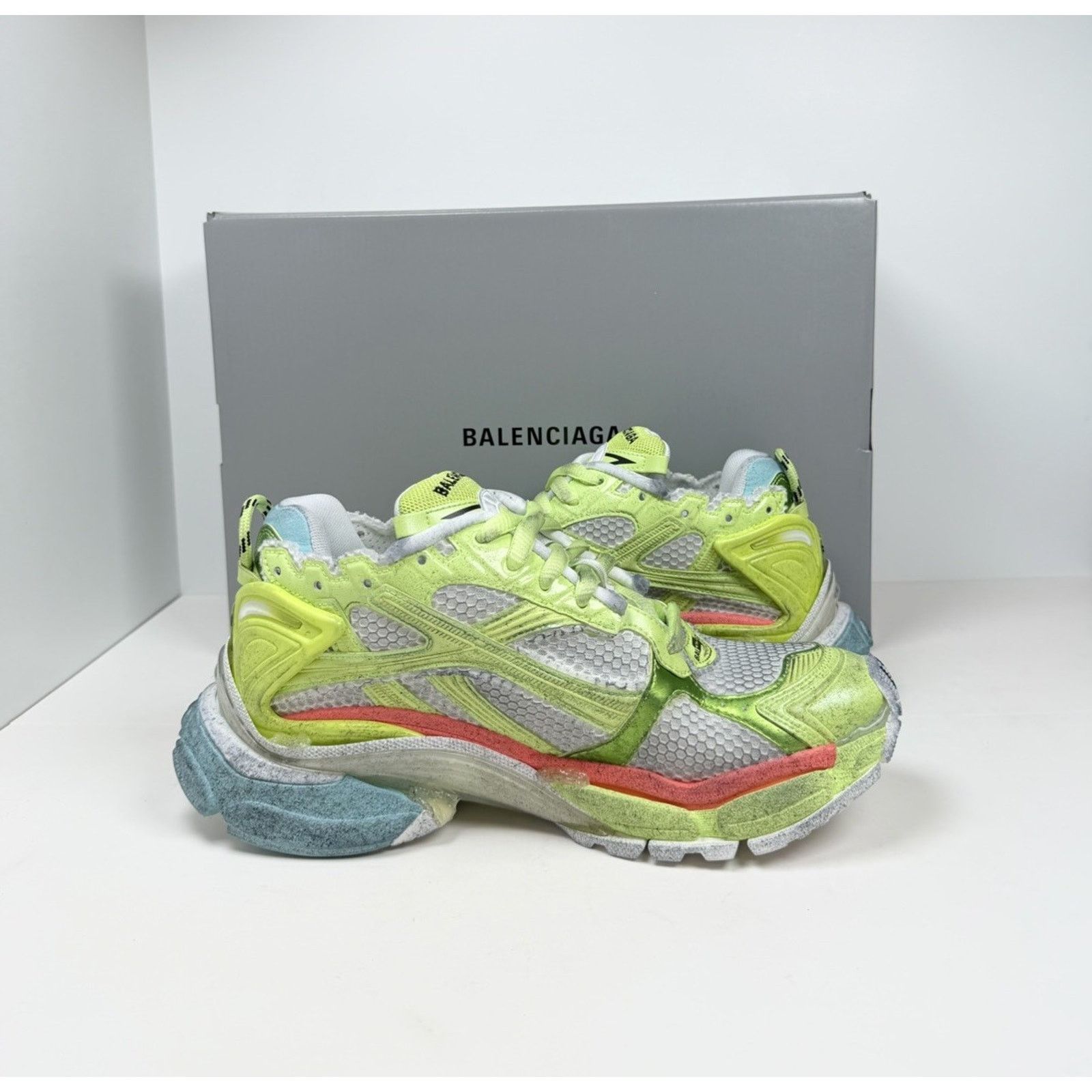 Balenciaga Size 42EU/9US - Balenciaga Runner Marathon Unreleased NEW Size US 9 / EU 42 - 5 Thumbnail