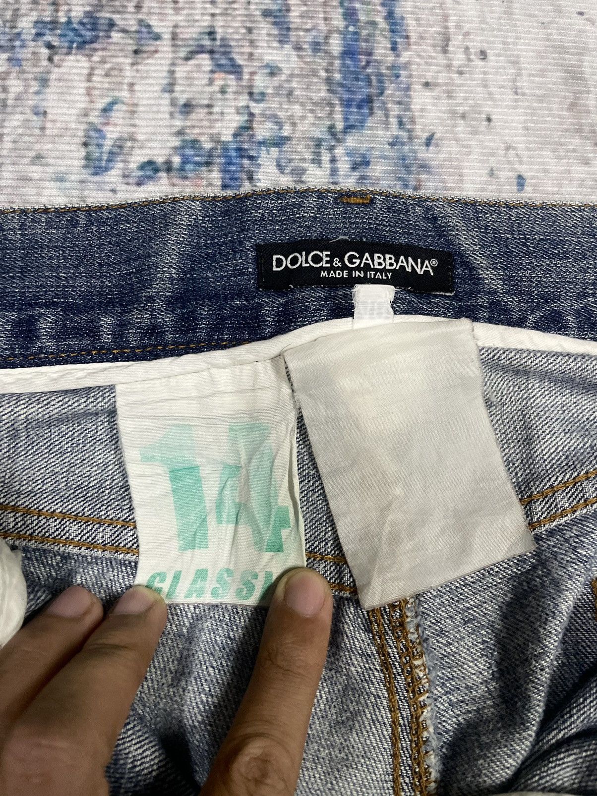 Dolce & Gabbana SS04 DOLCE&GABBANA DAVID BECKHAM DISTRESSED LIGHT WASH JEANS Size US 35 - 10 Thumbnail