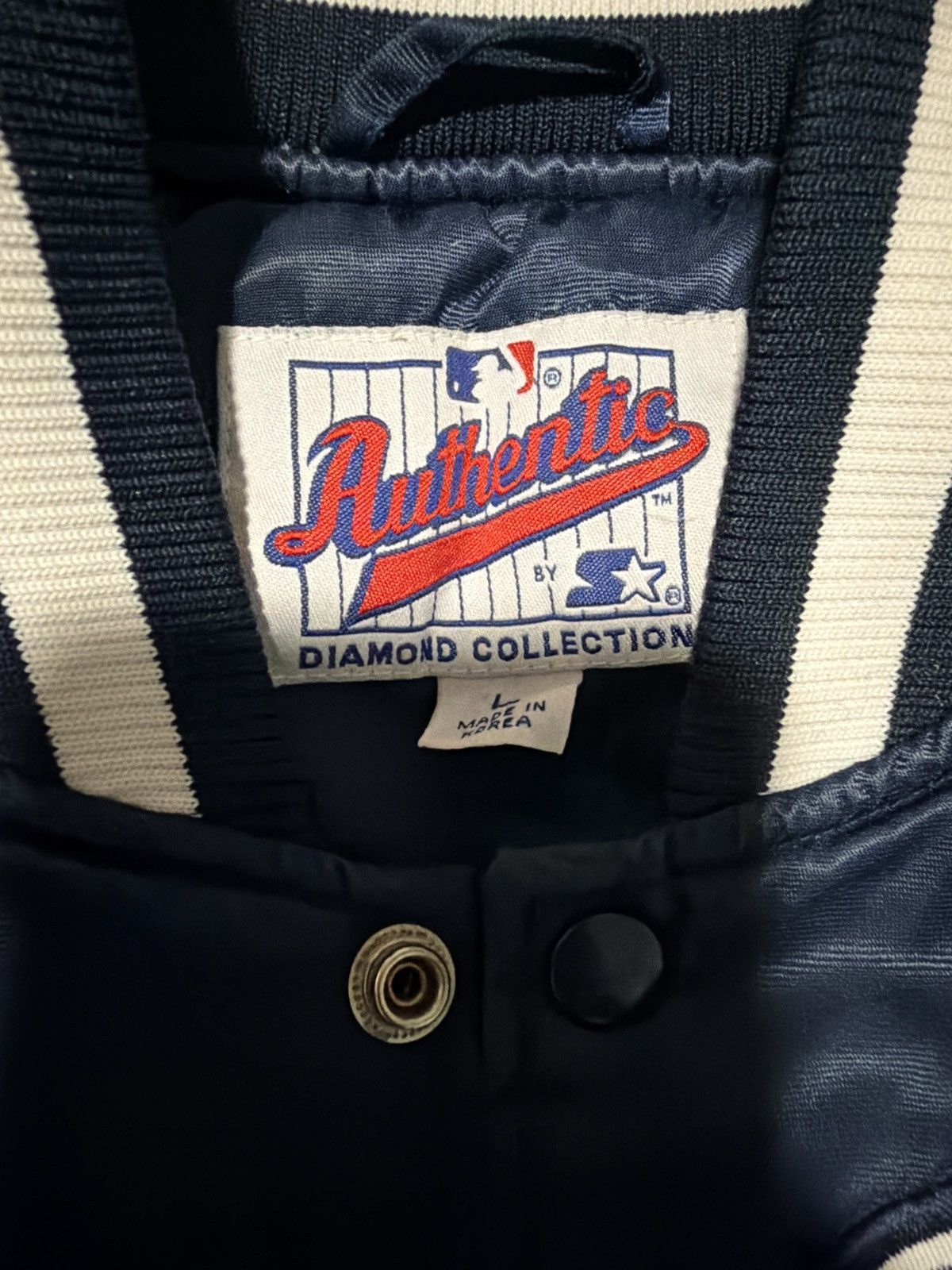 MLB Yankees Bomber says Large fits small Size US S / EU 44-46 / 1 - 3 Thumbnail