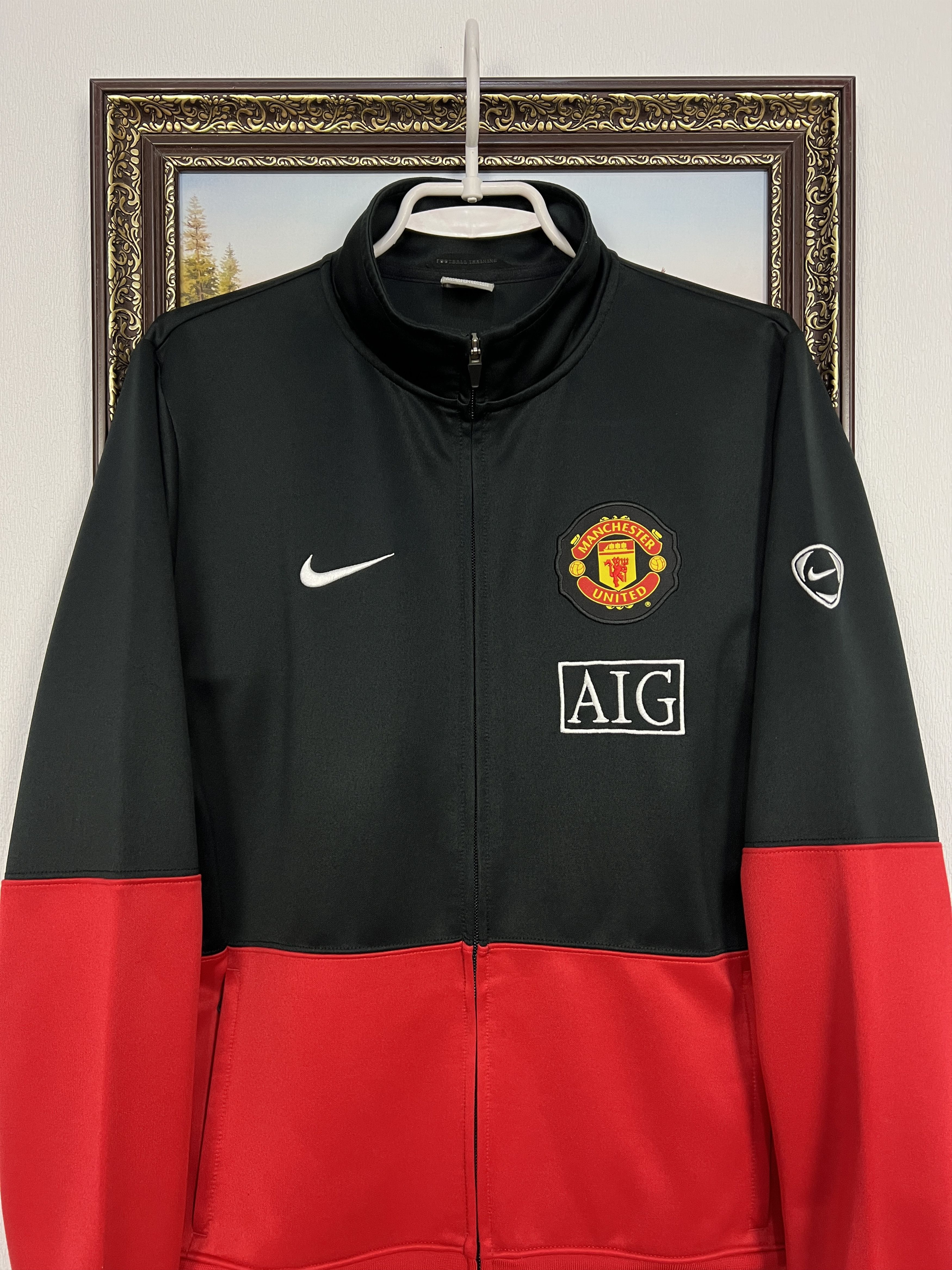 Nike Vintage Nike Manchester United Football Jacket Soccer Size US M / EU 48-50 / 2 - 2 Thumbnail