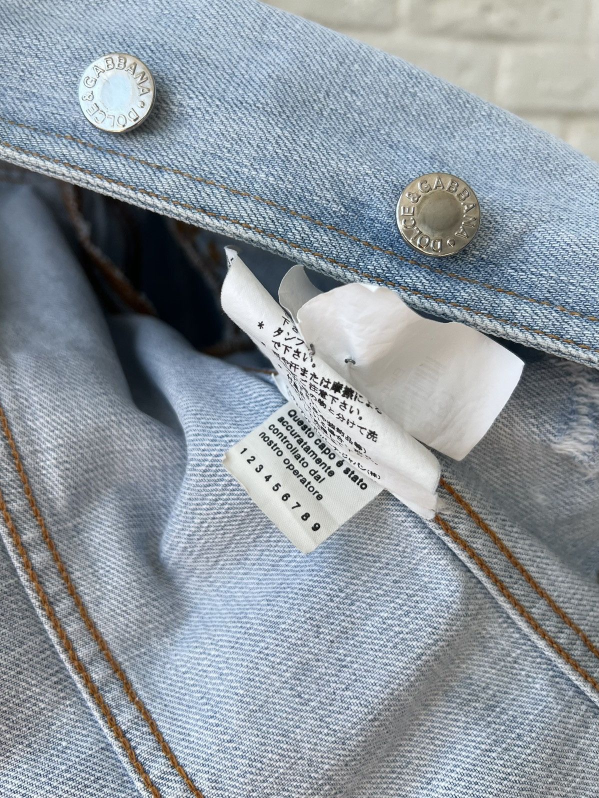 Dolce & Gabbana Dolce & Gabbana Blue Washed Denim Jacket Size M / US 6-8 / IT 42-44 - 9 Thumbnail