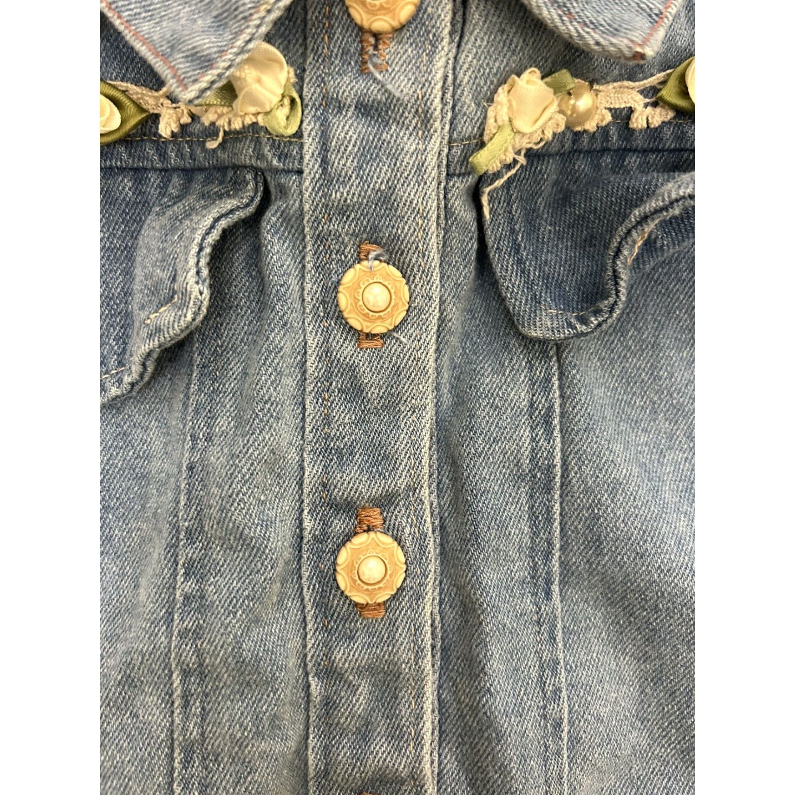 Denime VINTAGE 6T Girls Denim Embroidered Vest Blue Flowers Denim Embroidered Vest 6T Girls Blue Flowers Arts & Crafts 1990s Womens Girls Size US S / EU 44-46 / 1 - 4 Thumbnail