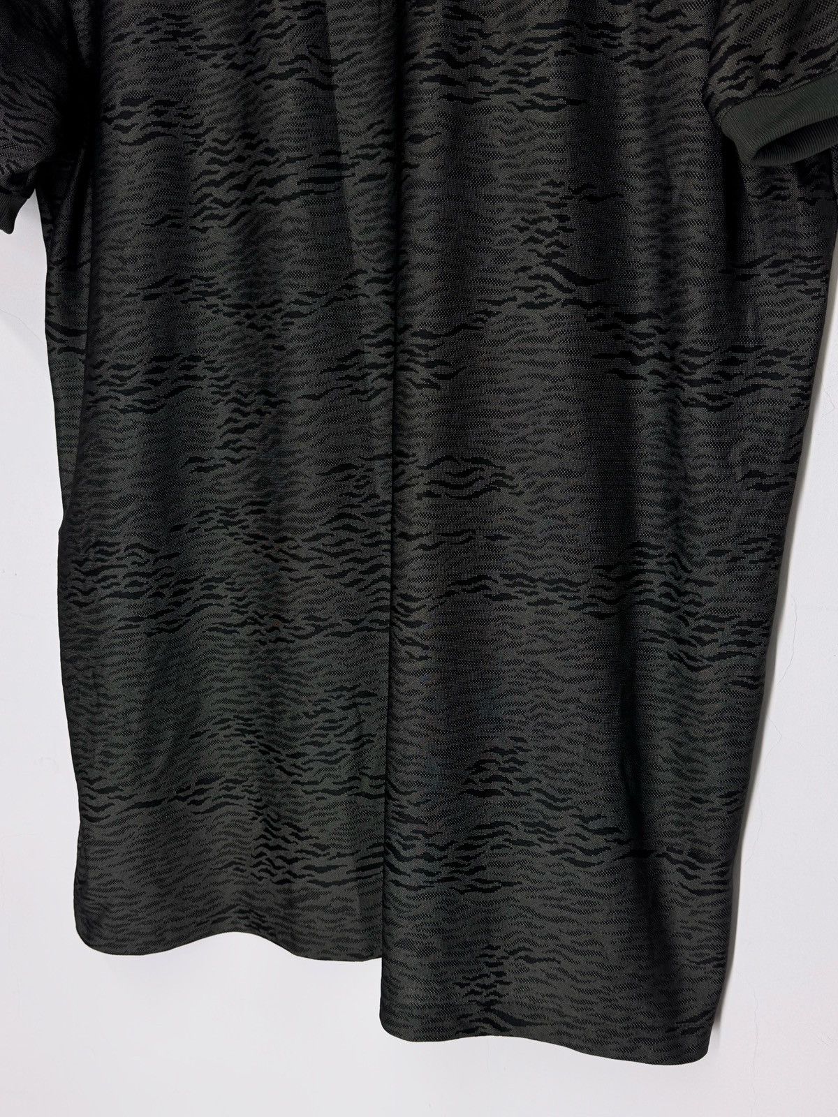 Adidas Manchester United 2020/21 Away Adidas Football Shirt Size US L / EU 52-54 / 3 - 13 Thumbnail