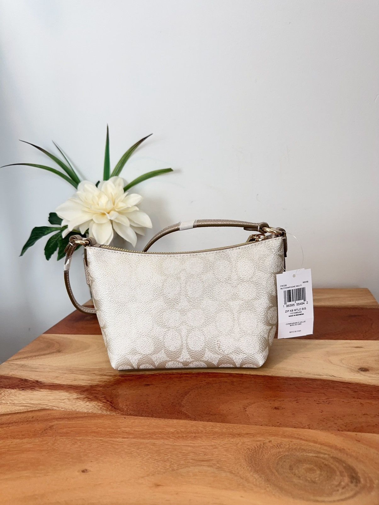 Coach NWT Coach Zip Top Crossbody Bag In Signature Canvas Size ONE SIZE - 4 Thumbnail