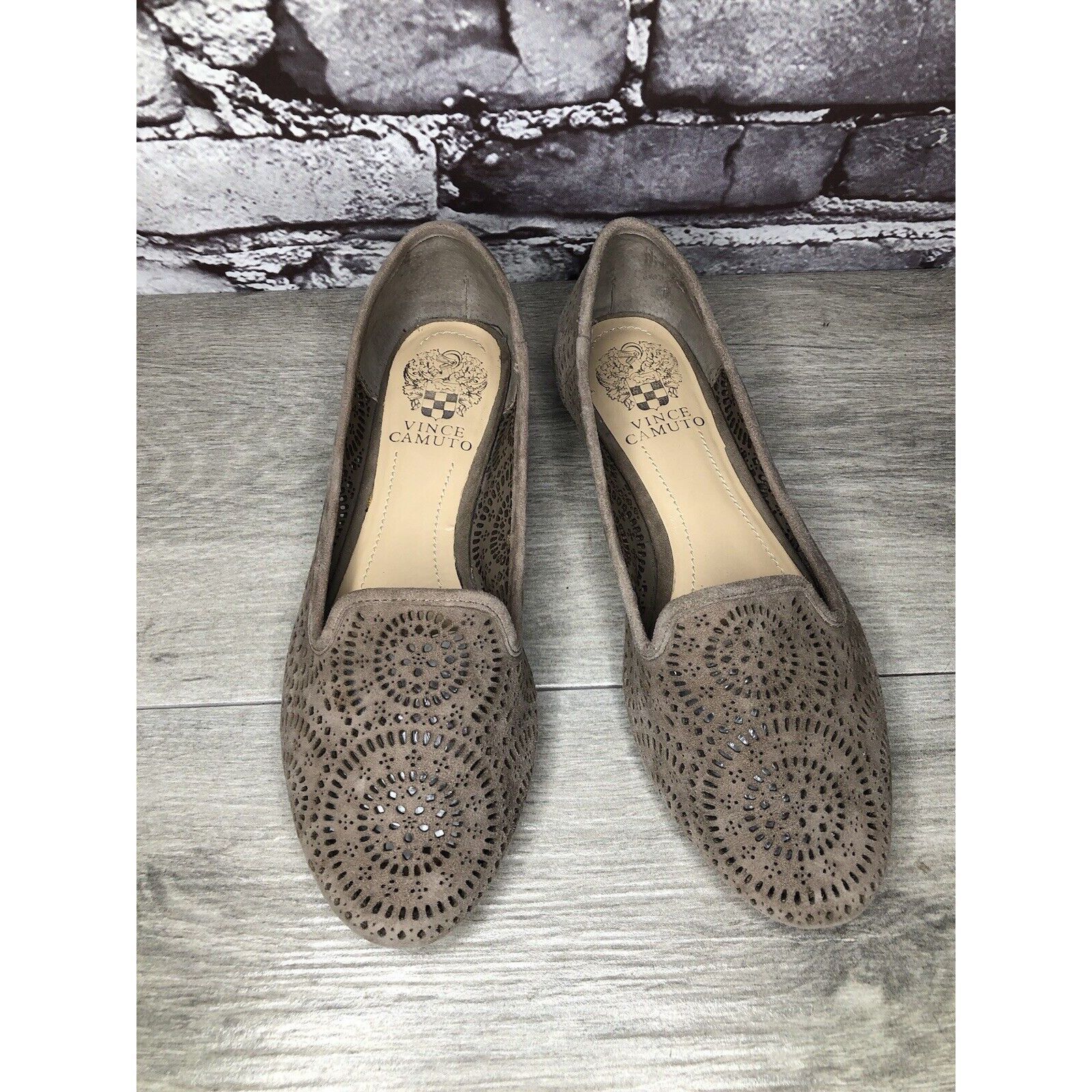 Vince Camuto Vince Camuto Lancaster Taupe Suede Perforated Flats Women’s Size US 6.5 / IT 36.5 - 16 Thumbnail