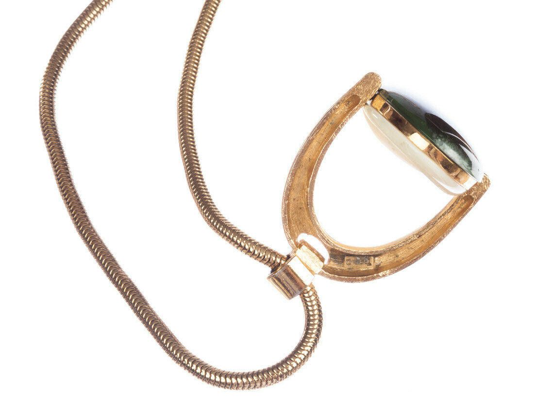 Designer Trifari Green and White Pendant Snake Chain Necklace Size ONE SIZE - 2 Thumbnail