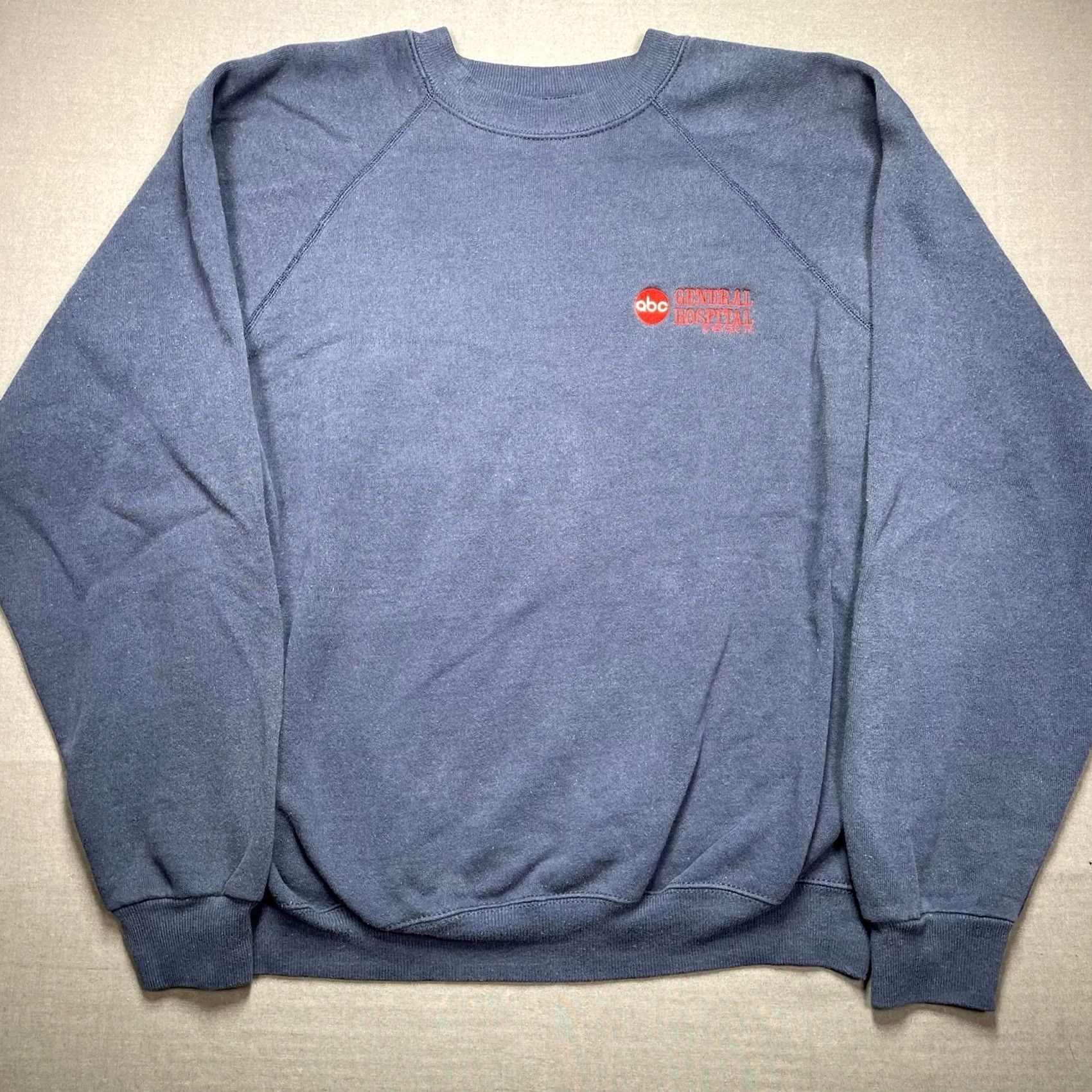 Hanes VINTAGE General Hospital Sweatshirt Mens XL Blue 1991 Soap Opera Promo Hanes Pullover Crew Neck Graphic Print 90s Retro Size US XL / EU 56 / 4 - 4 Thumbnail