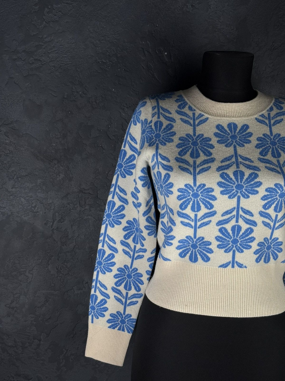 Sandro Sandro Hughes Wool & Cashmere Floral Jacquard Sweater Size XS / US 0-2 / IT 36-38 - 5 Thumbnail