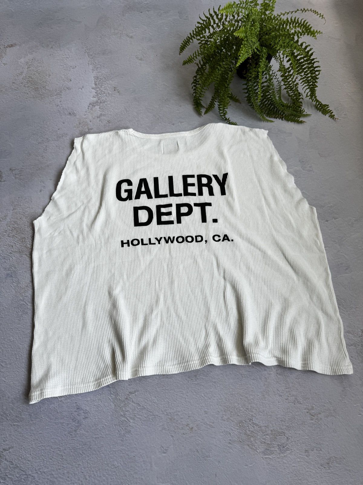 Gallery Dept. Gallery Dept Tank Top Sleeveless Big Logo Size US XL / EU 56 / 4 - 2 Thumbnail