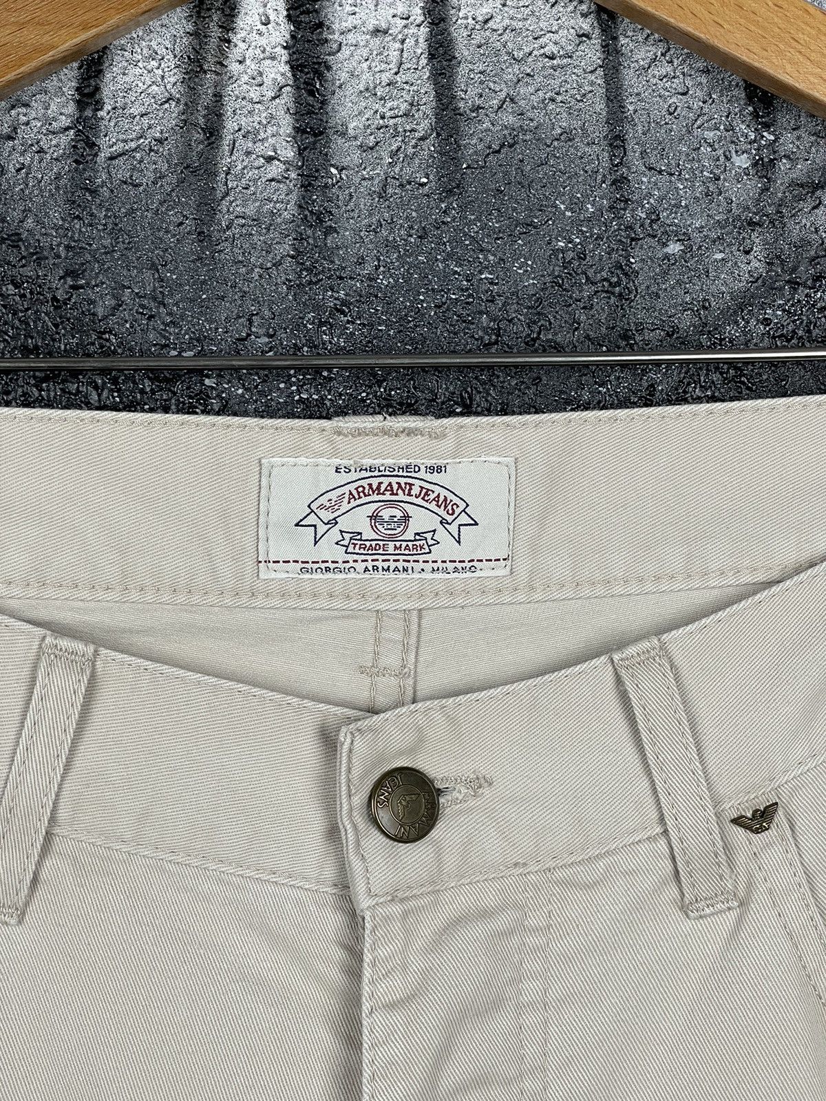 Armani Armani Jeans Vintage 90s Italian Beige Cotton Jeans Size 33 Size US 33 - 5 Thumbnail