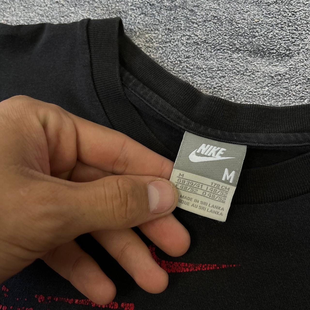 Nike Vintage 90s Nike Total 90 big logo,T shirt Size M Size US M / EU 48-50 / 2 - 6 Thumbnail