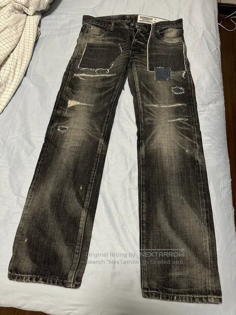 Neighborhood Neighborhood size M Jeans Size US 27 - 1 Thumbnail