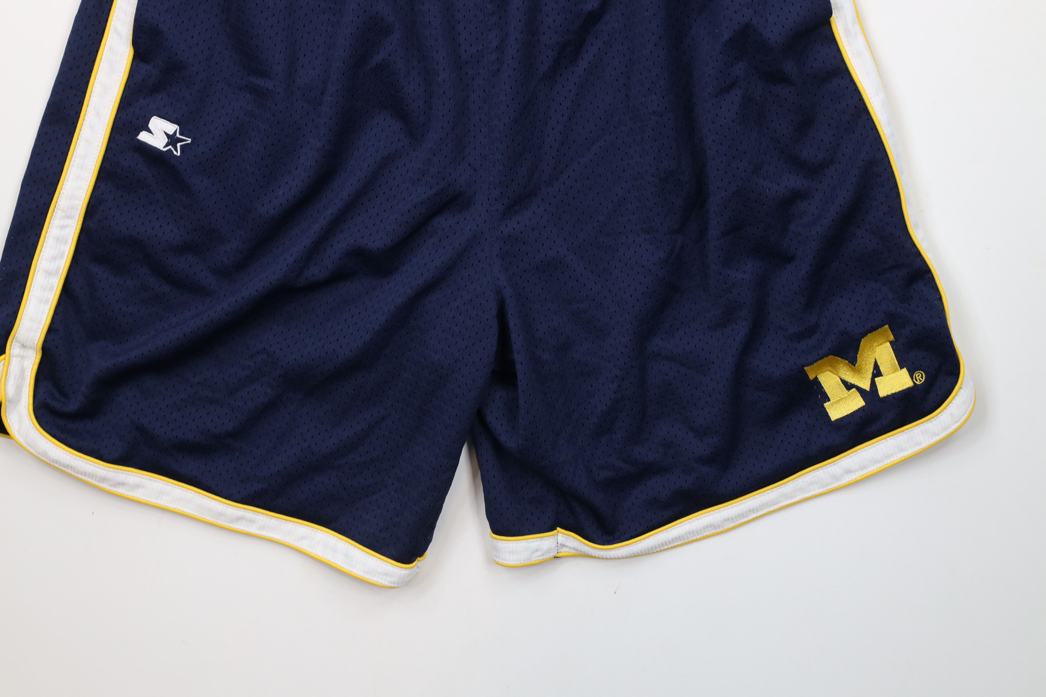 Starter × Vintage Vintage 90s Starter Heavyweight University of Shorts Size US 34 / EU 50 - 4 Thumbnail