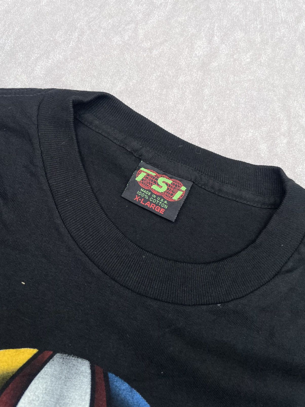Vintage Vintage 1995 NASCAR Looney Tunes Taz Tee (USA made) Size US XL / EU 56 / 4 - 5 Thumbnail