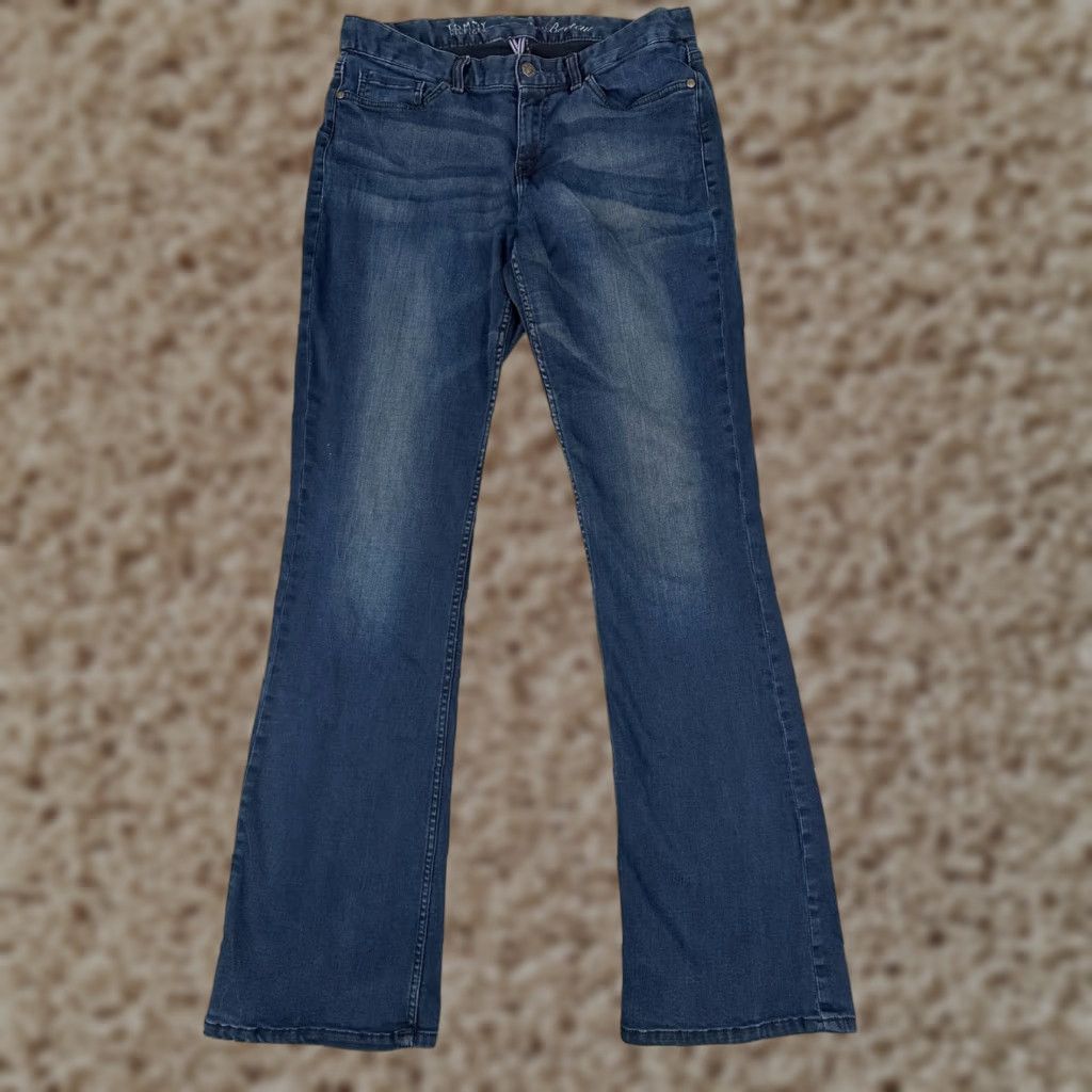Tommy Hilfiger Tommy Hilfiger Jeans Womens 8 Curvy Bootcut Blue Dark Wash Low Rise Cotton 30x32 Size 30" / US 8 / IT 44 - 1 Thumbnail