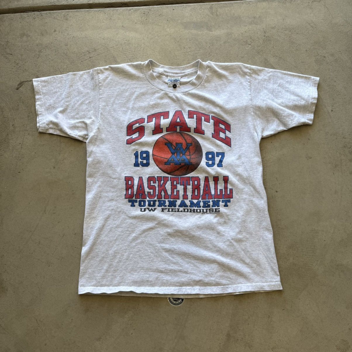Gildan 90s basketball tee Size US L / EU 52-54 / 3 - 1 Thumbnail