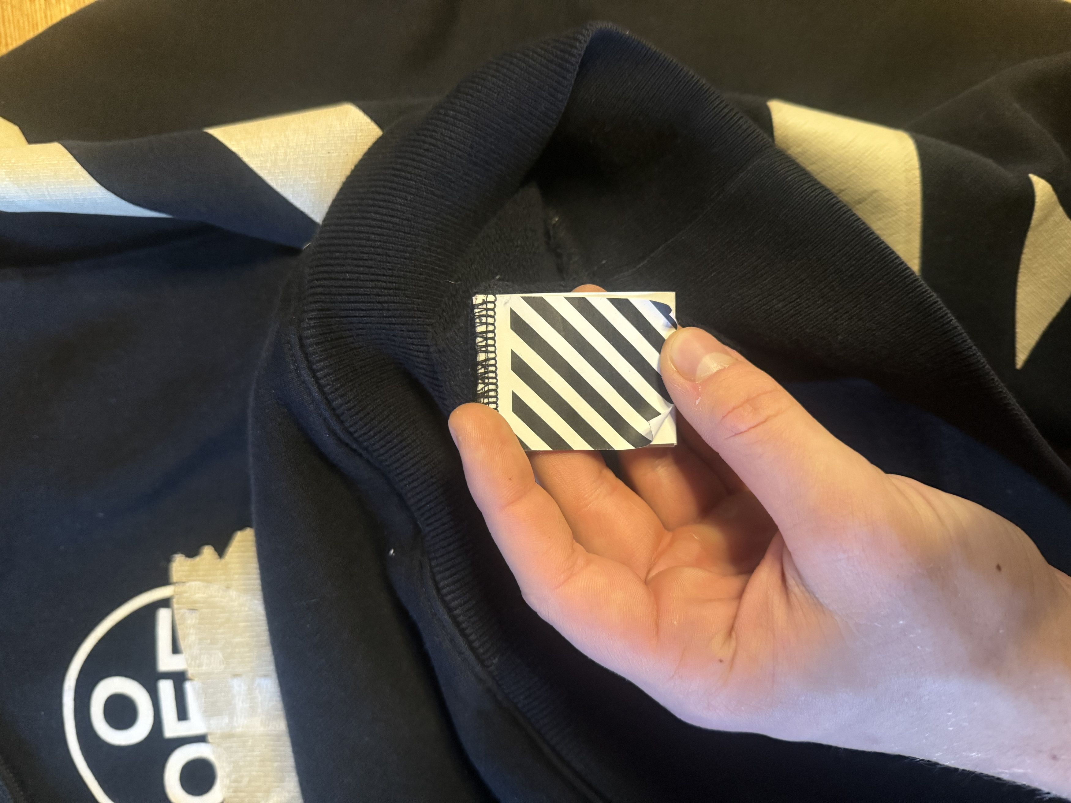 Off-White Off-White Hoodie with Tape Design Boxy Size US M / EU 48-50 / 2 - 3 Thumbnail