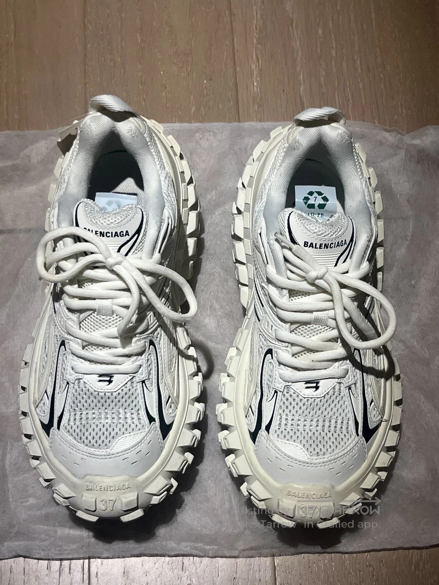 Balenciaga Balenciaga White Chunky Sole Sneakers 37. Size US 6 / IT 36 - 1 Thumbnail