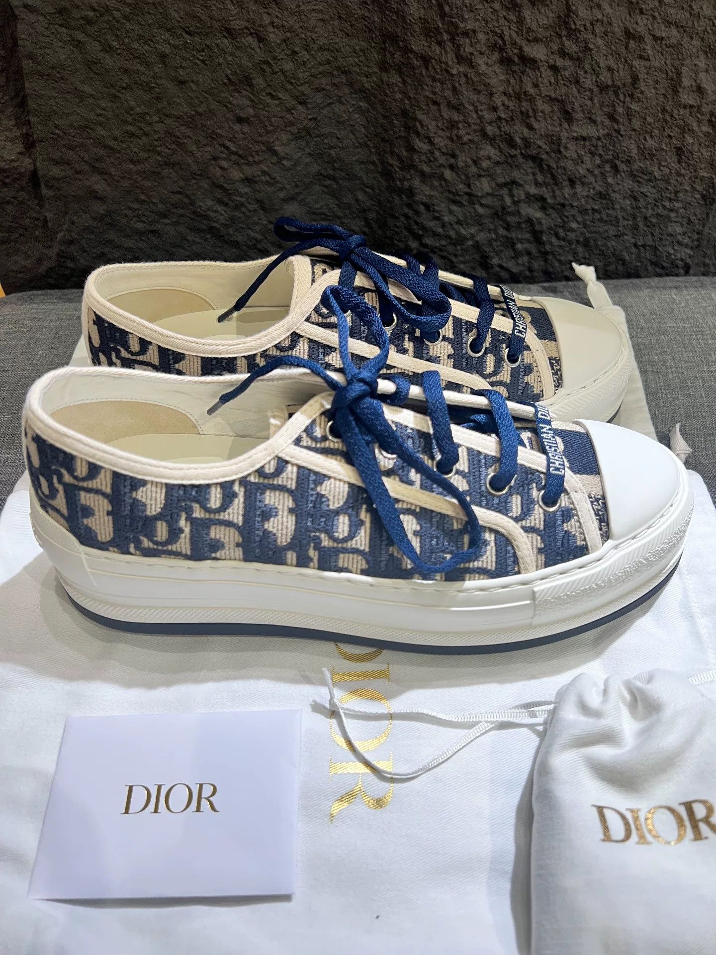 Dior dior walk'n dior embroidered canvas sneakers Size US 7.5 / IT 37.5 - 1 Thumbnail
