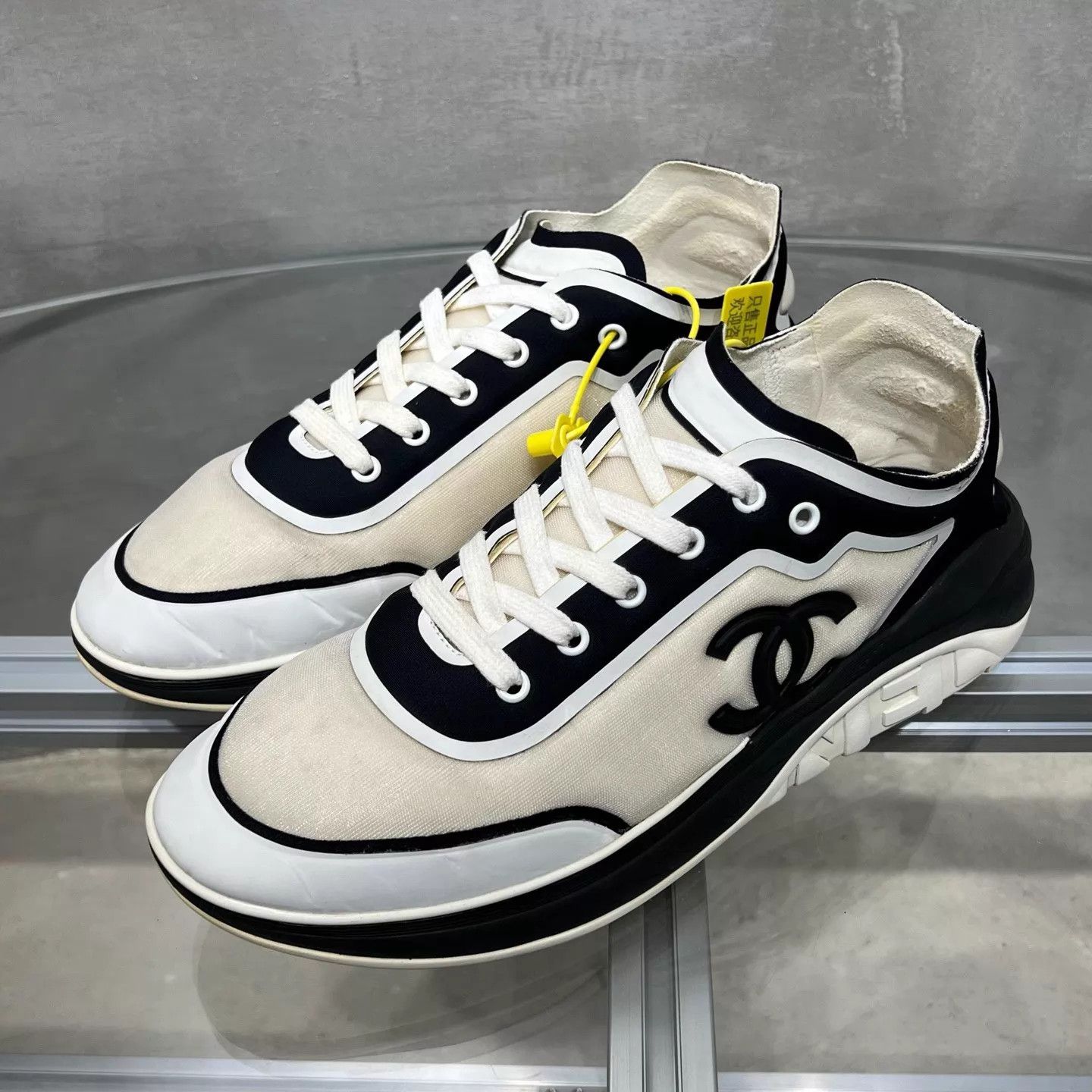 Chanel Chanel Panda Black White Sneakers 44 Size US 11 / EU 44 - 2 Thumbnail