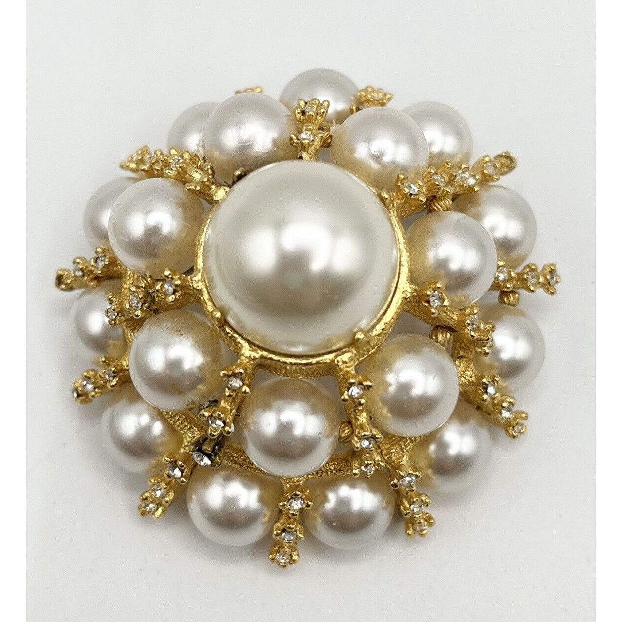 Kenneth Jay Lane KJL Laguna Kenneth Jay Lane Faux Pearl Cluster Gold Brooch P Size ONE SIZE - 5 Thumbnail