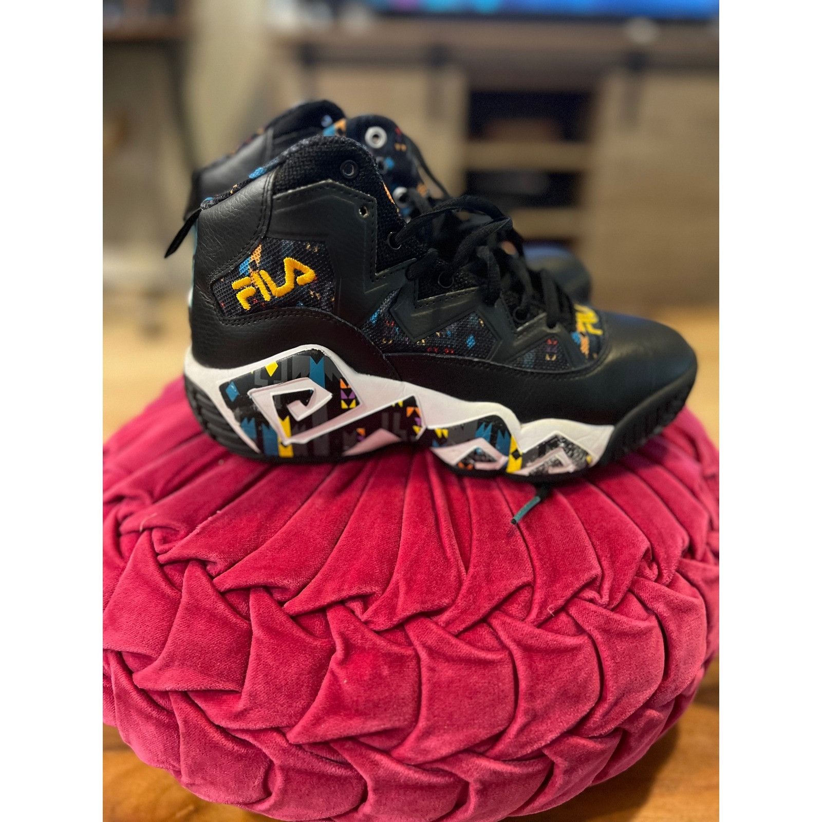 Fila FILA Basketball Shoes Aztec Print High Top Sneakers Athletic Size US 7 / IT 37 - 2 Thumbnail