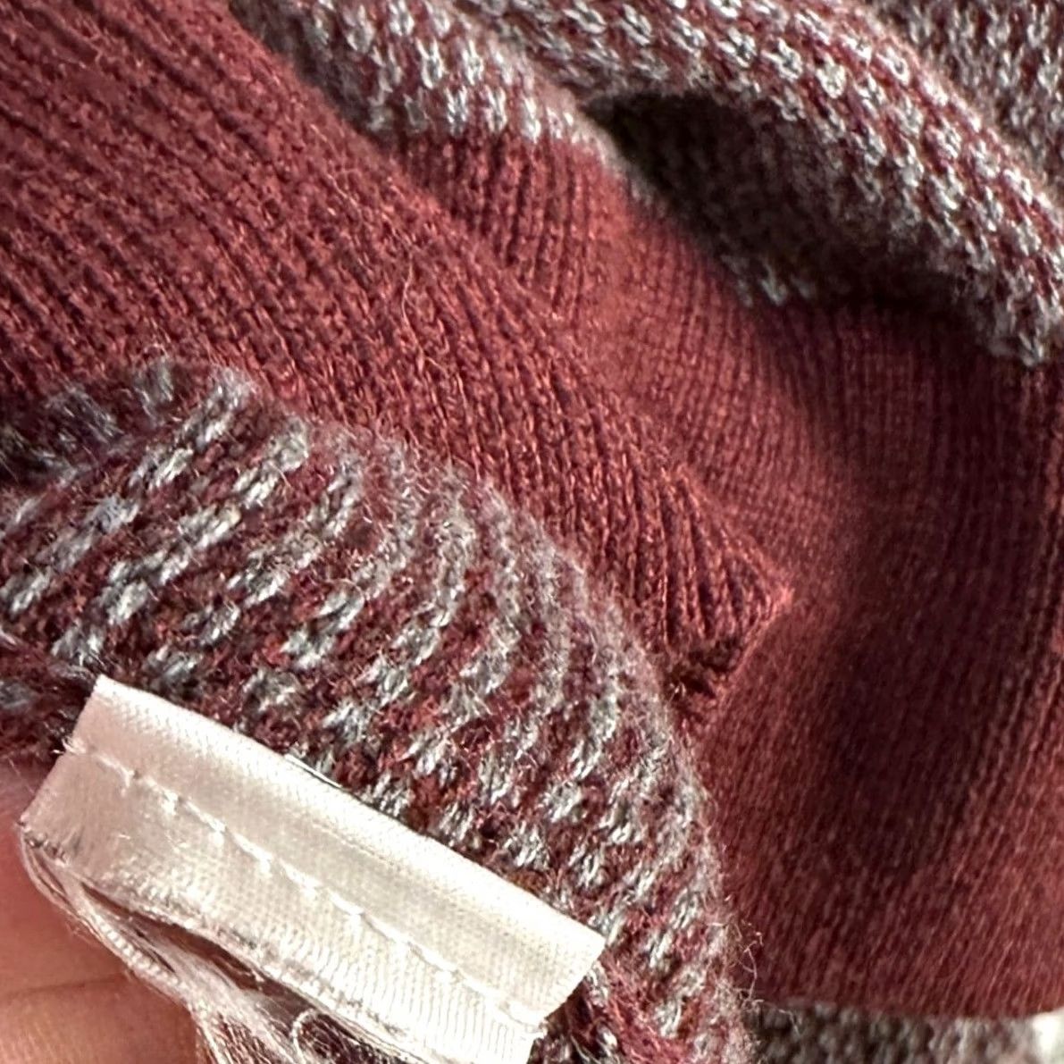 Vineyard Vines Vineyard Vines Merino Wool Sweater Pullover Mens Large Burgundy Knit Quarter Zip Shirt Size US L / EU 52-54 / 3 - 6 Thumbnail