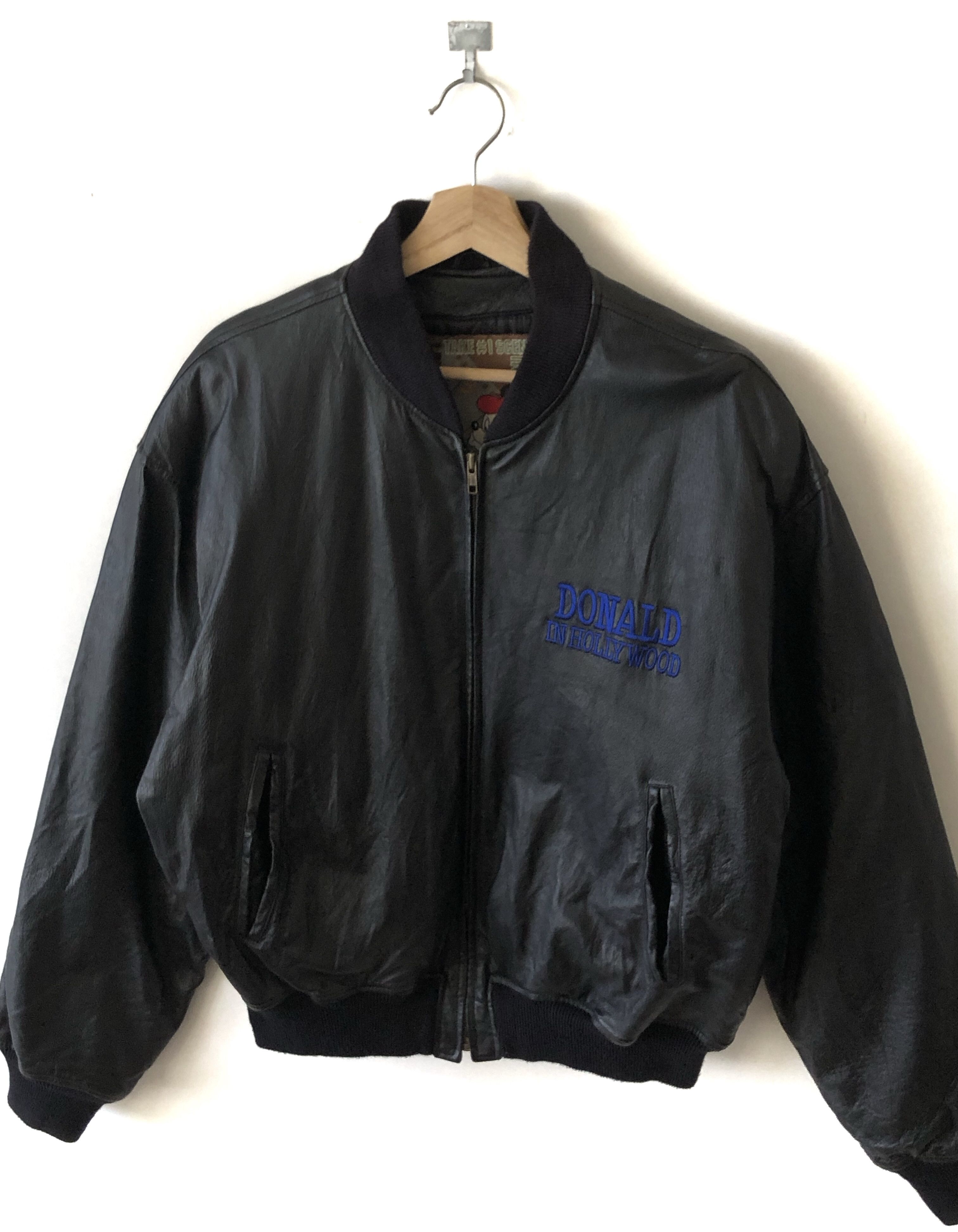 Disney RARE🔥VINTAGE 90’S WALT DISNEY PIG SKIN BOMBER JACKET Size US L / EU 52-54 / 3 - 3 Thumbnail