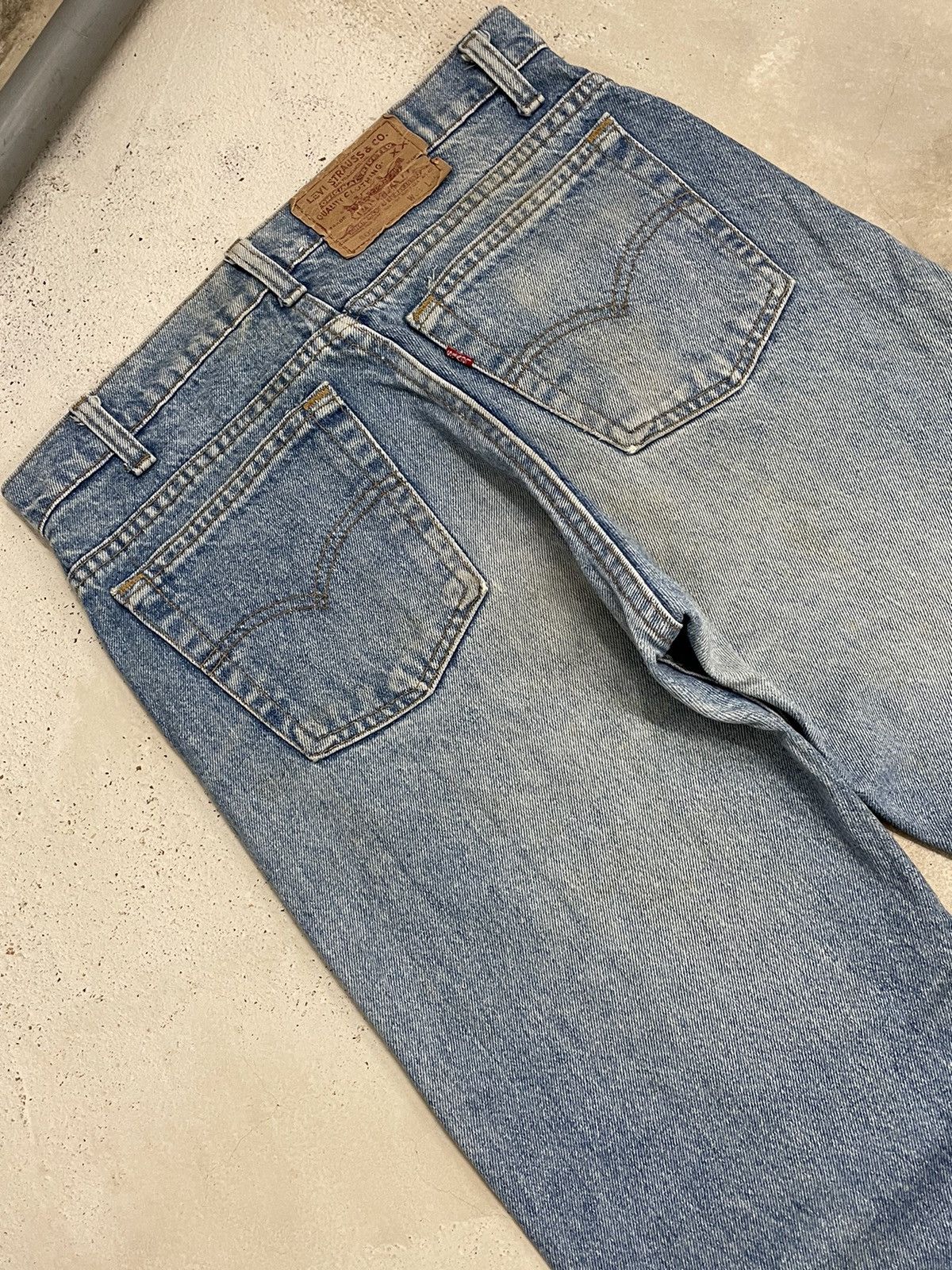If Six Was Nine Vintage Levis 505 USA Thread Leg Pants (AD13) Size US 31 - 14 Thumbnail
