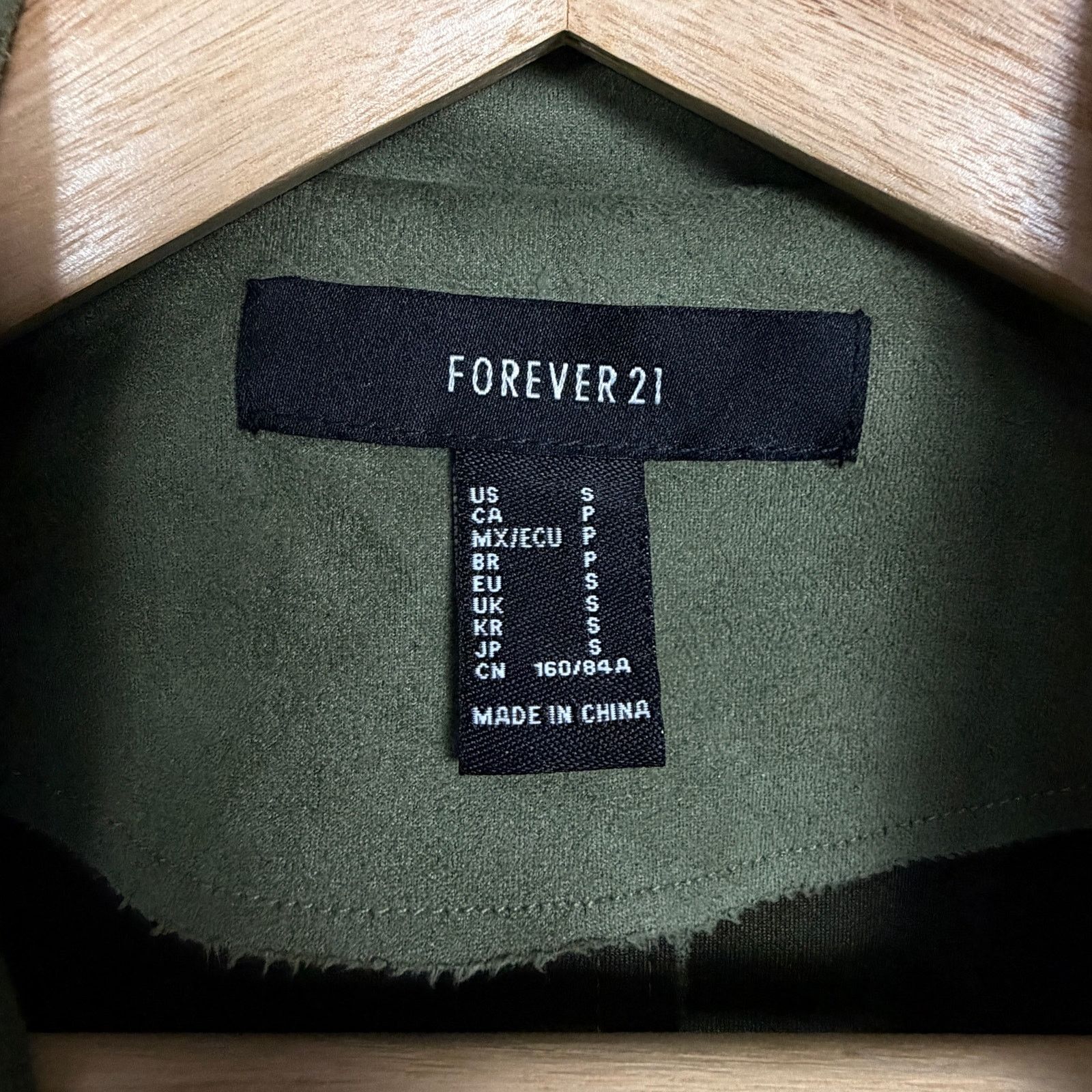 Forever 21 Forever 21 Olive Green Faux Suede Womens S Full Length Coat Size S / US 4 / IT 40 - 5 Thumbnail