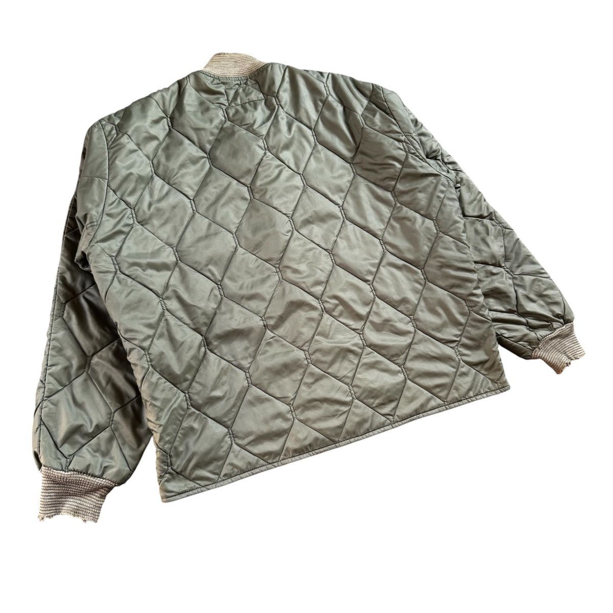 Vintage VTG 1964 US Air Force CWU-9/P Quilted Flying Jacket Liner Size US L / EU 52-54 / 3 - 8 Thumbnail