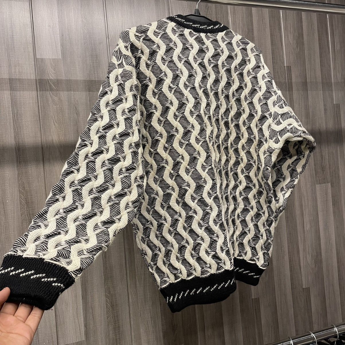 Coogi Vintage Coogi Australia Wavy Pattern 3D Knit Wool Sweater Size US L / EU 52-54 / 3 - 14 Thumbnail