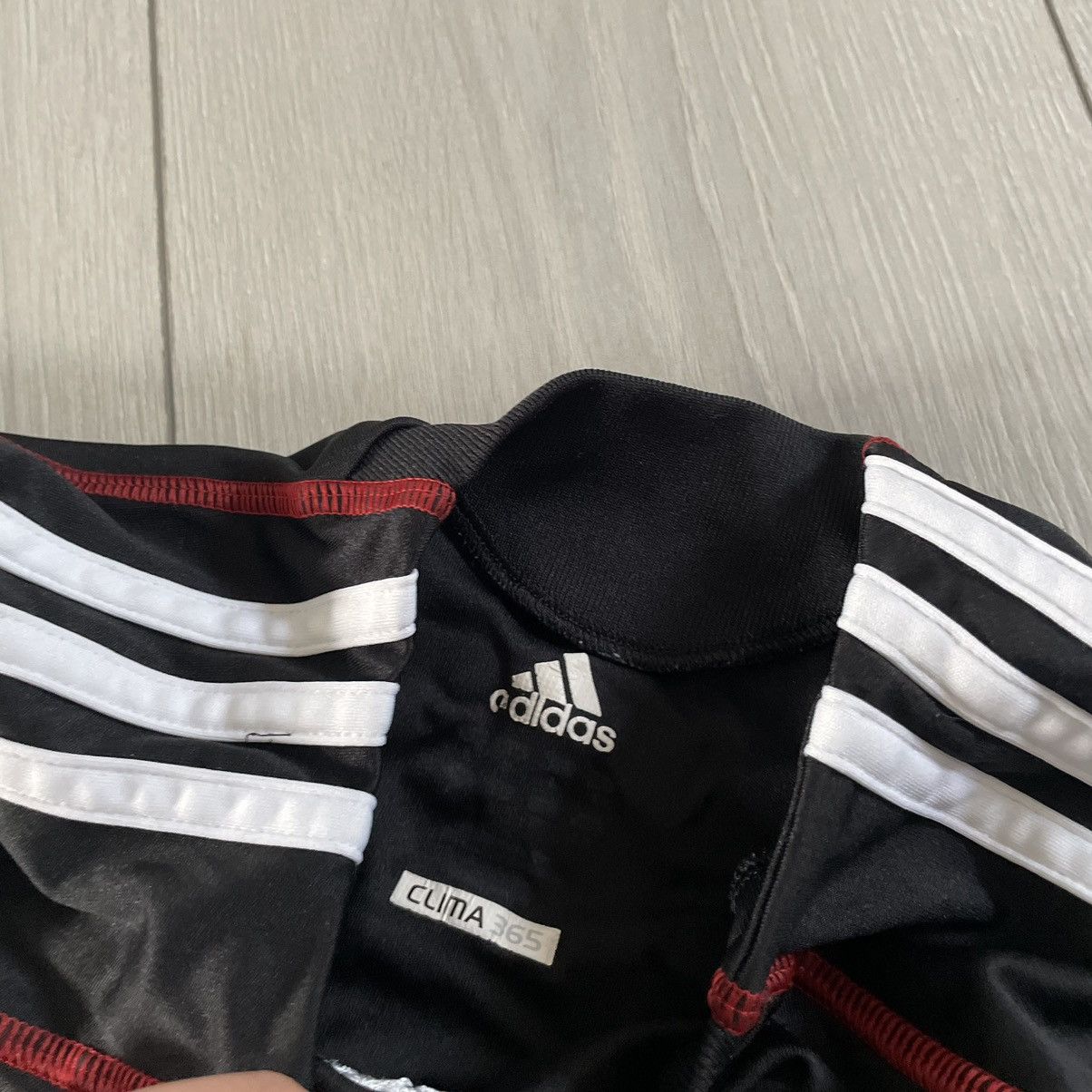 Adidas × Vintage ADIDAS WOLFSBURG 2009 GOALKEEPER LONG SLEEVE JERSEY RICHTER Size US L / EU 52-54 / 3 - 5 Thumbnail