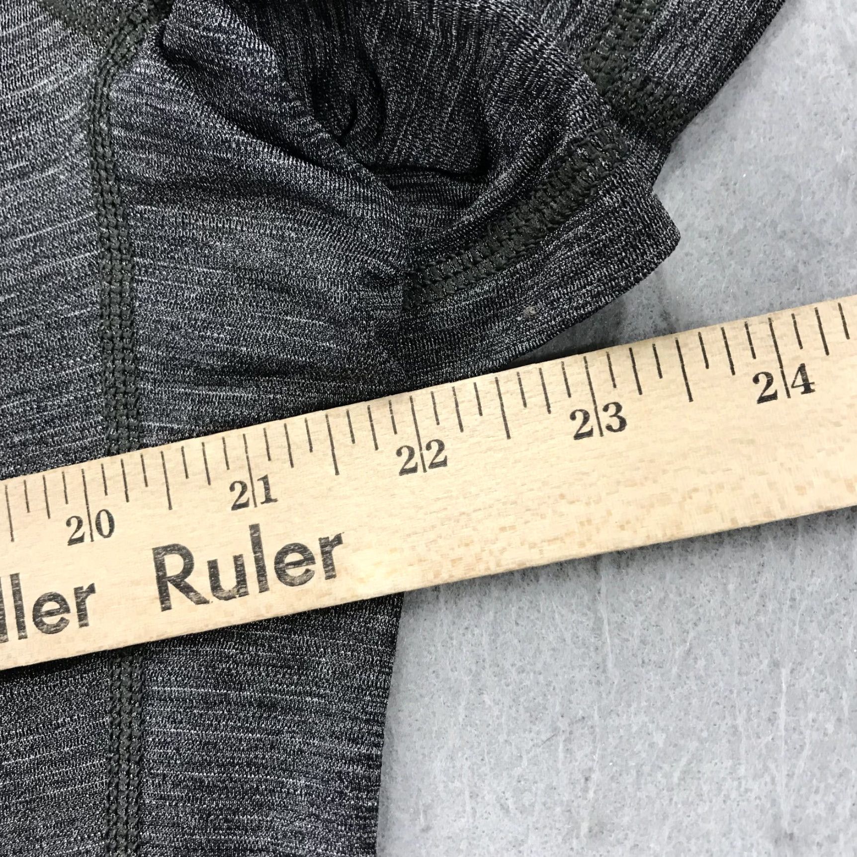 Lululemon Lululemon Shirt Mens XL Gray Short Sleeve Heather Stretch Logo Athleisure Gym Size US XL / EU 56 / 4 - 7 Thumbnail