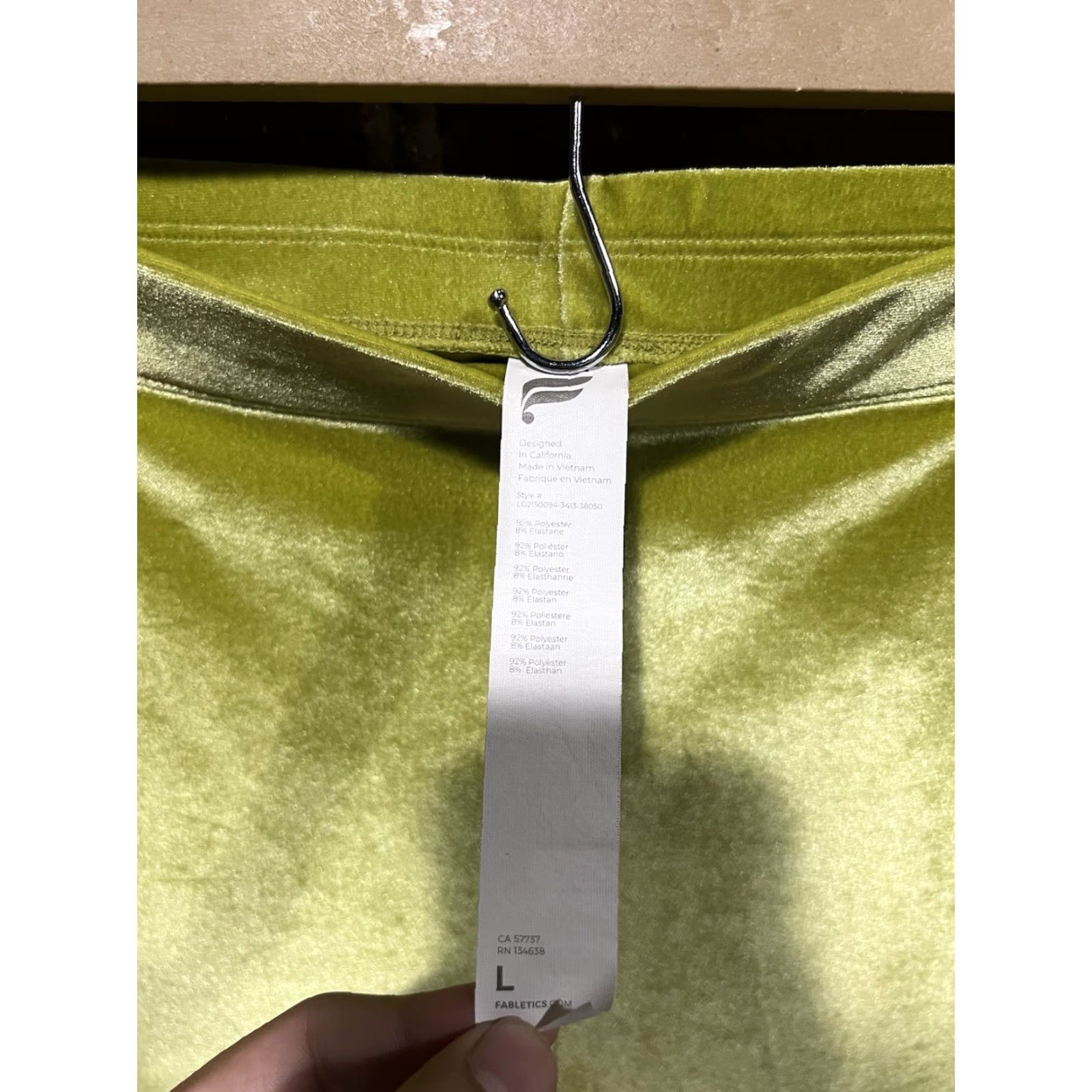 Fabletics Fabletics Leggings Womens Green Velour Cropped Athletic Size L Size 36" / US 14 / IT 50 - 3 Thumbnail