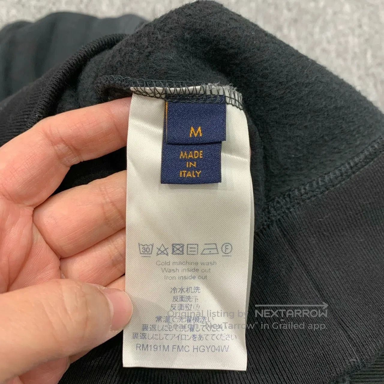 Louis Vuitton lv black reflective logo hoodie sweatshirt. Size US M / EU 48-50 / 2 - 5 Thumbnail