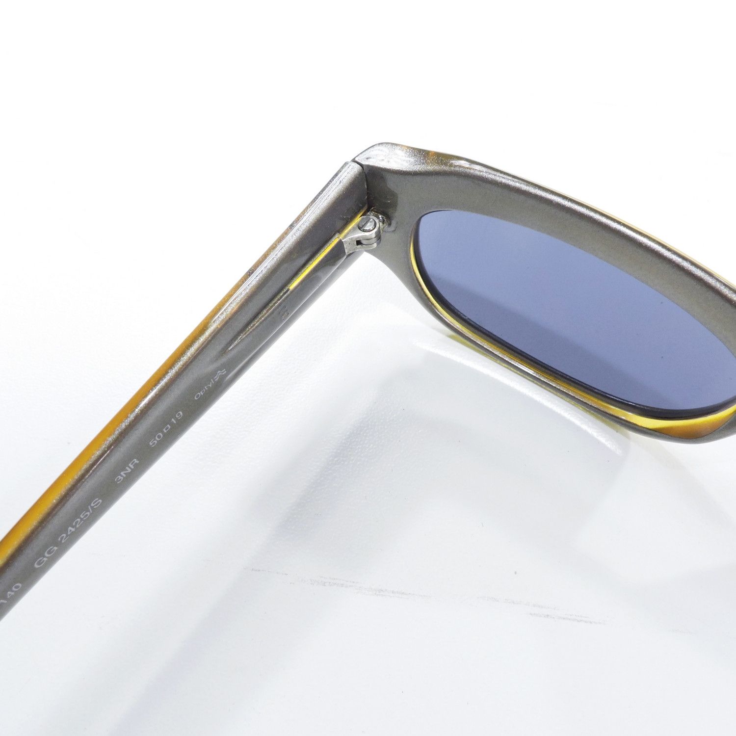 Gucci 90’S GUCCI SUNGLASSES [GG 2425/S] Size ONE SIZE - 9 Thumbnail