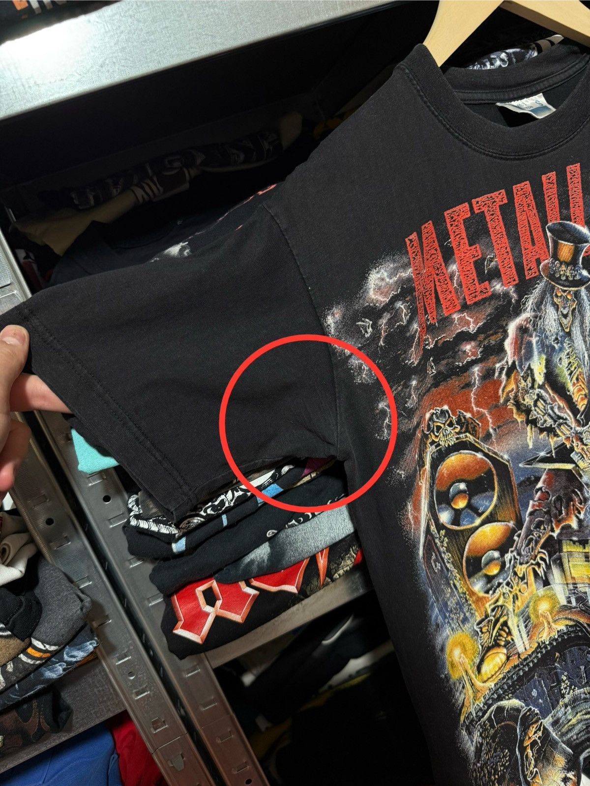 Vintage Vintage 90’s Metallica AOP Rock Band Retro T-Shirt Y2K Hype Size US S / EU 44-46 / 1 - 5 Thumbnail