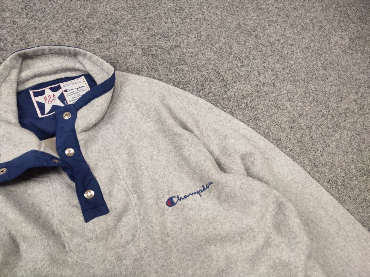 Champion Vintage 94's Champion Olympic USA logo Pullover Gray Fleece Size US XL / EU 56 / 4 - 3 Thumbnail