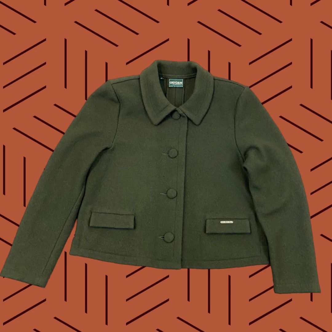 Vintage GEIGER Sweater Womens 40 Forest Green Pure New Wool Button Up Collared Austria Size S / US 4 / IT 40 - 1 Thumbnail
